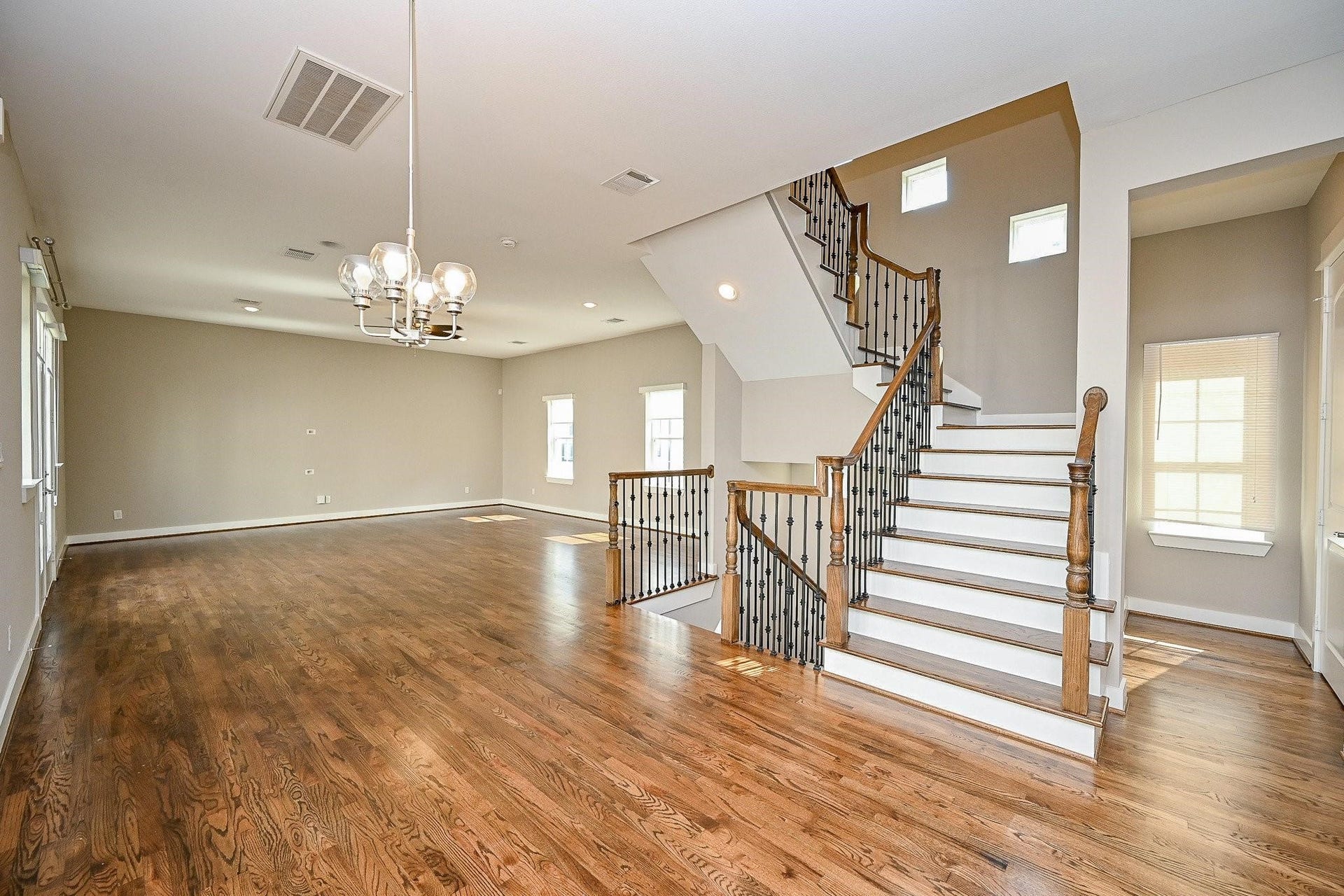 955 W 24th Street, #C, Houston, TX 77008 955 W 24th Street, #C, Houston, TX 77008