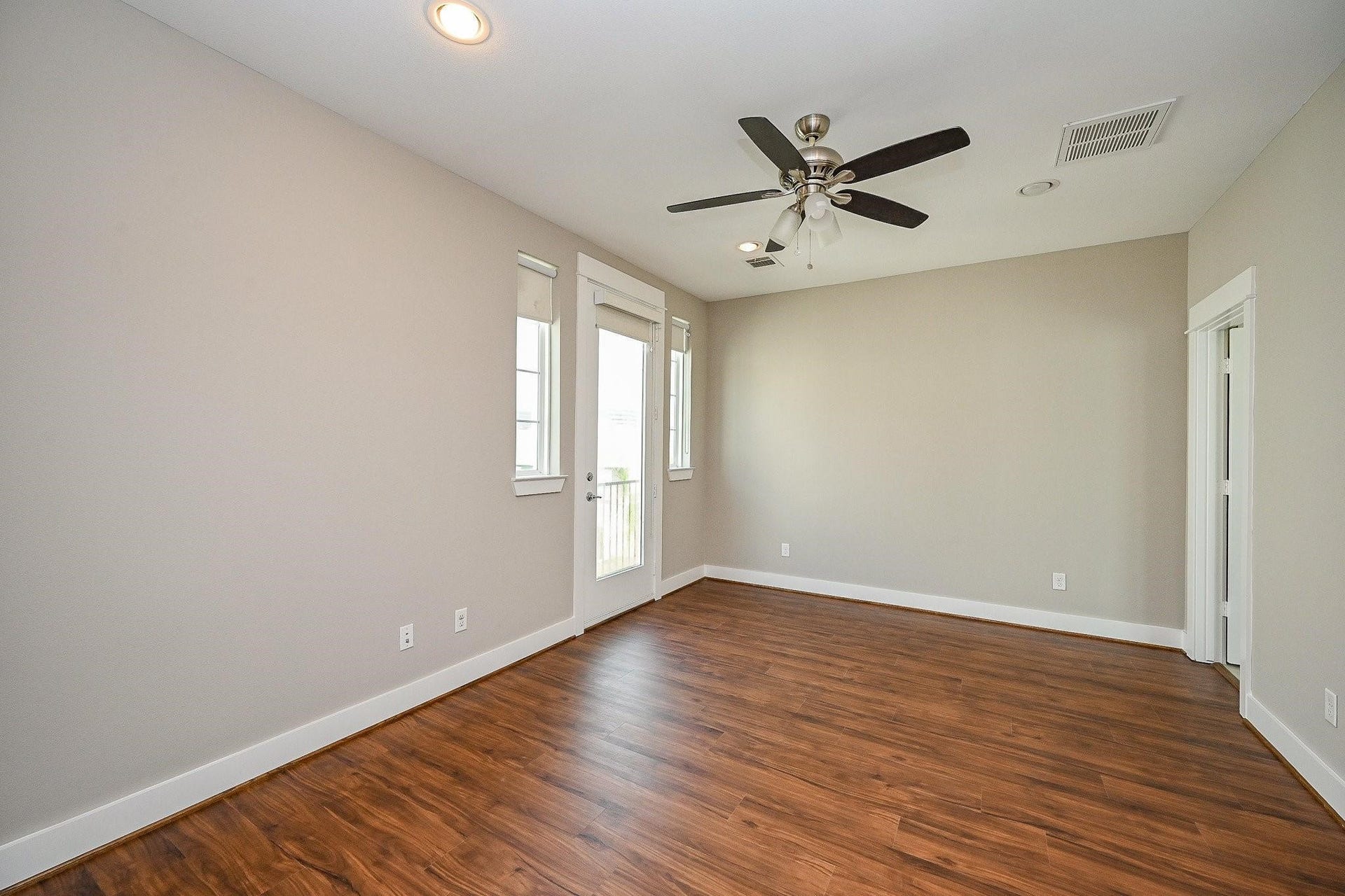 955 W 24th Street, #C, Houston, TX 77008 955 W 24th Street, #C, Houston, TX 77008