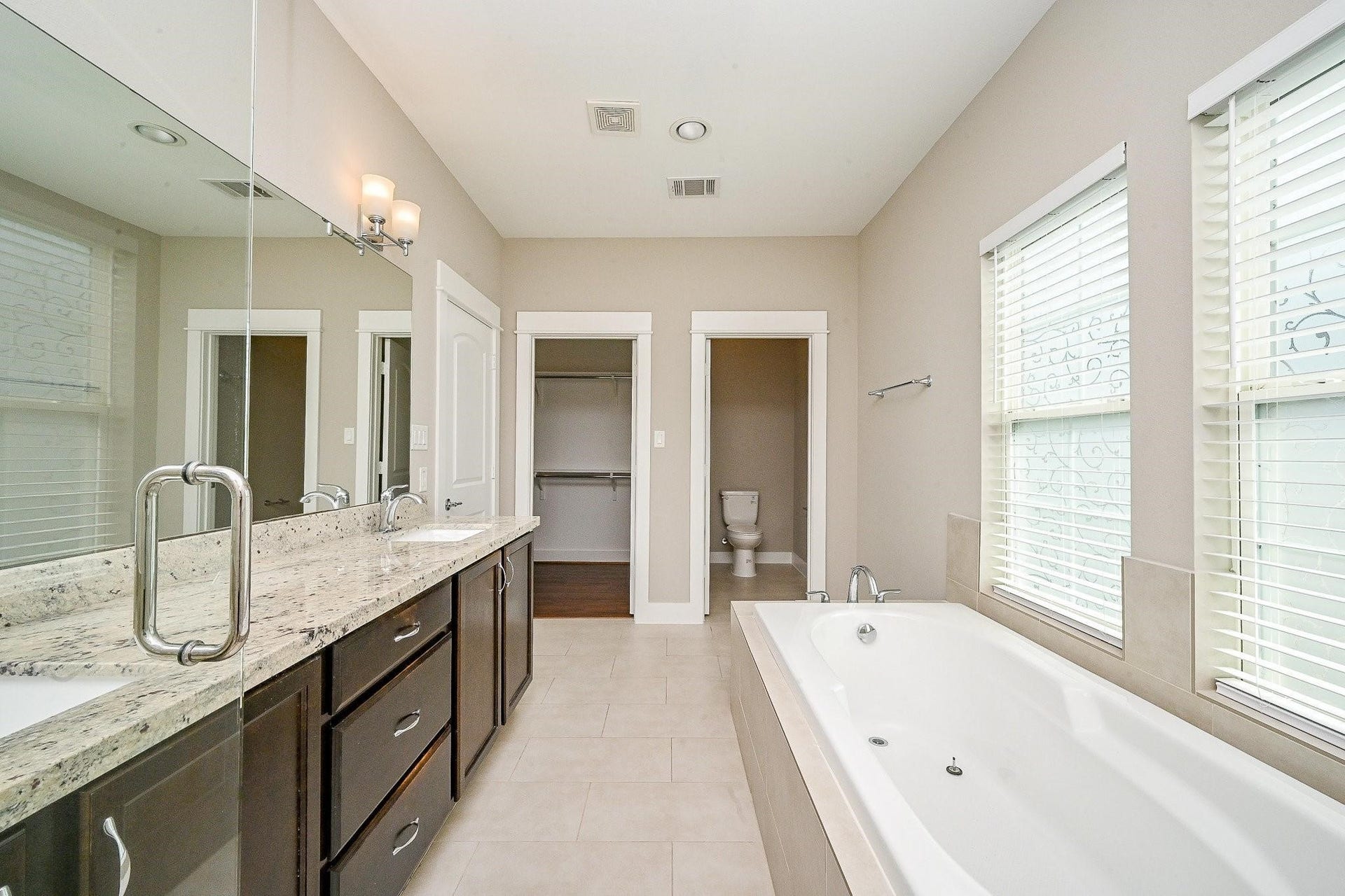 955 W 24th Street, #C, Houston, TX 77008 955 W 24th Street, #C, Houston, TX 77008
