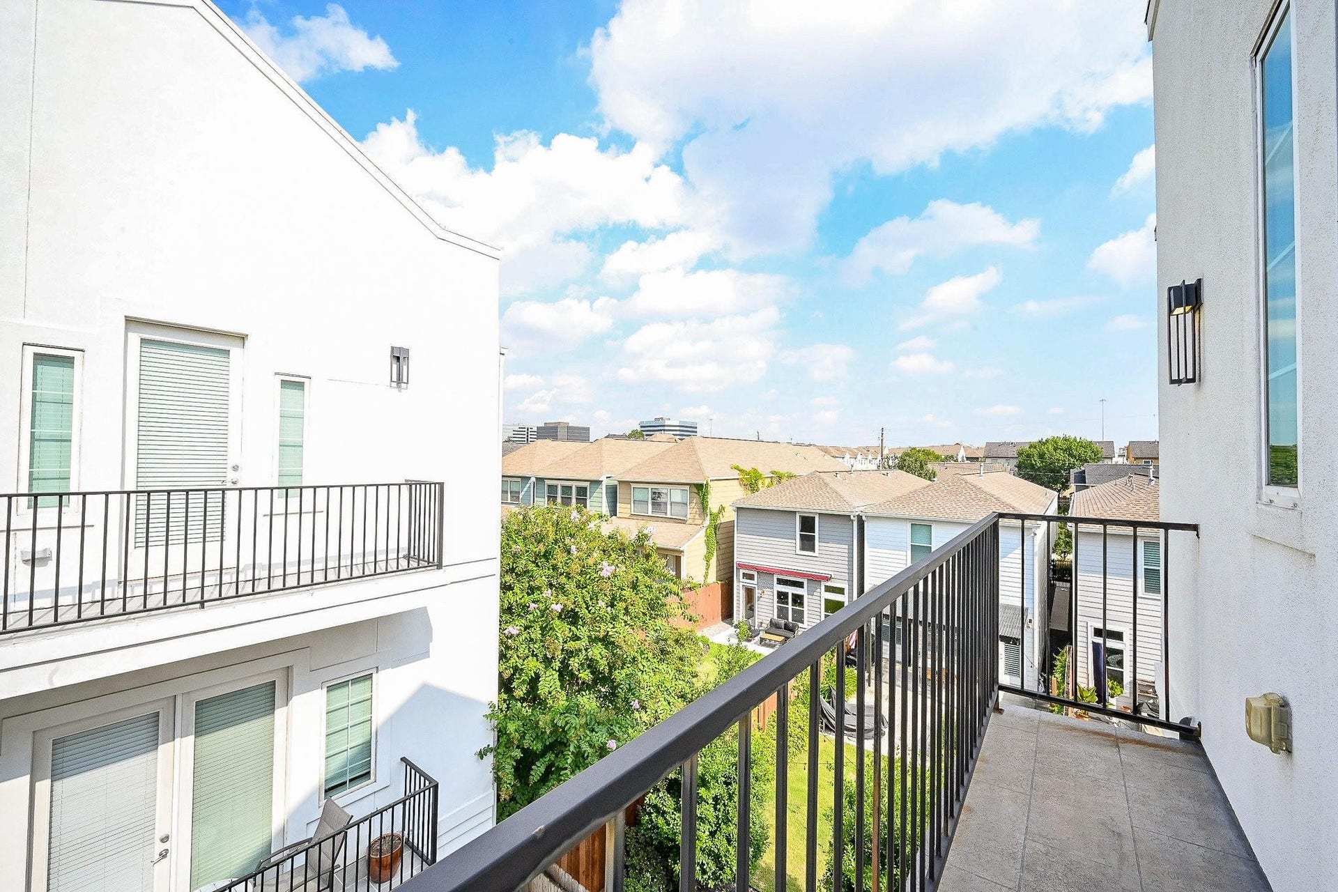 955 W 24th Street, #C, Houston, TX 77008 955 W 24th Street, #C, Houston, TX 77008