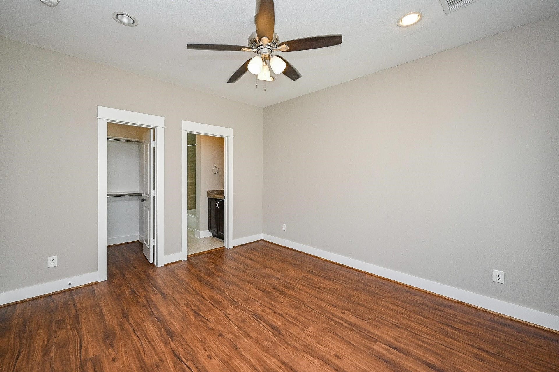 955 W 24th Street, #C, Houston, TX 77008 955 W 24th Street, #C, Houston, TX 77008