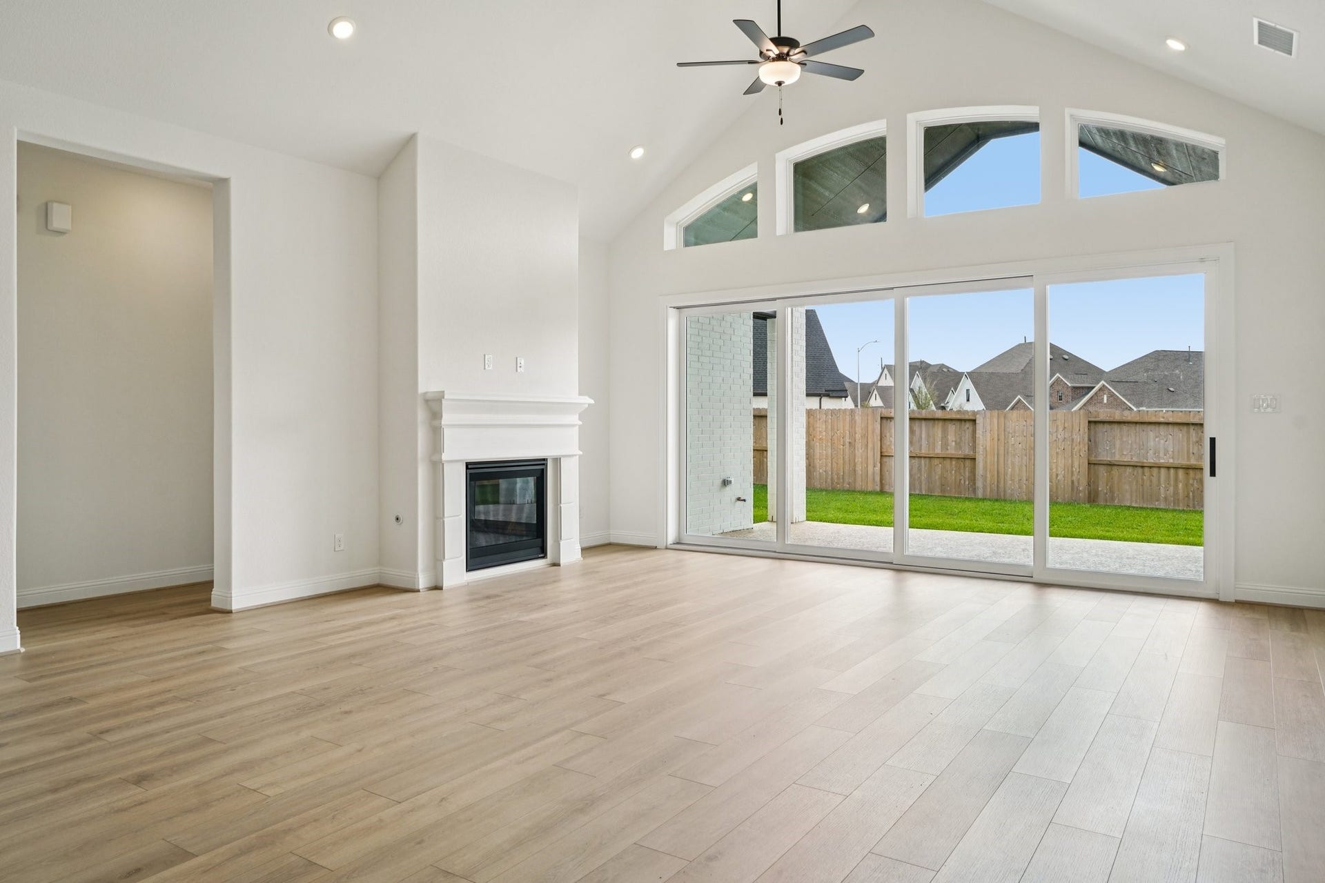 9906 Hunters Run Drive, Missouri City, TX 77459 9906 Hunters Run Drive, Missouri City, TX 77459