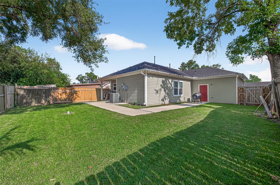 Property photo for 12914 Bamboo Forest Trail, Houston, TX