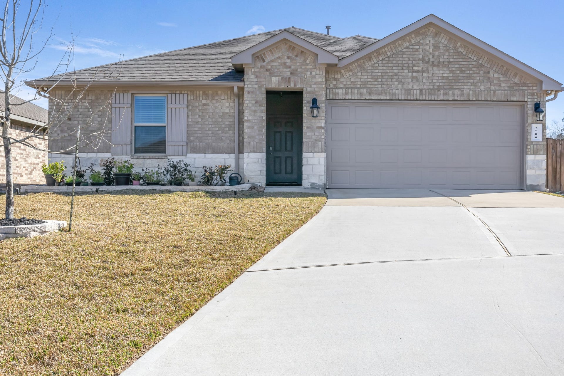 3506 Pearl Mill Lane, Conroe, TX 77301 Fall Grass