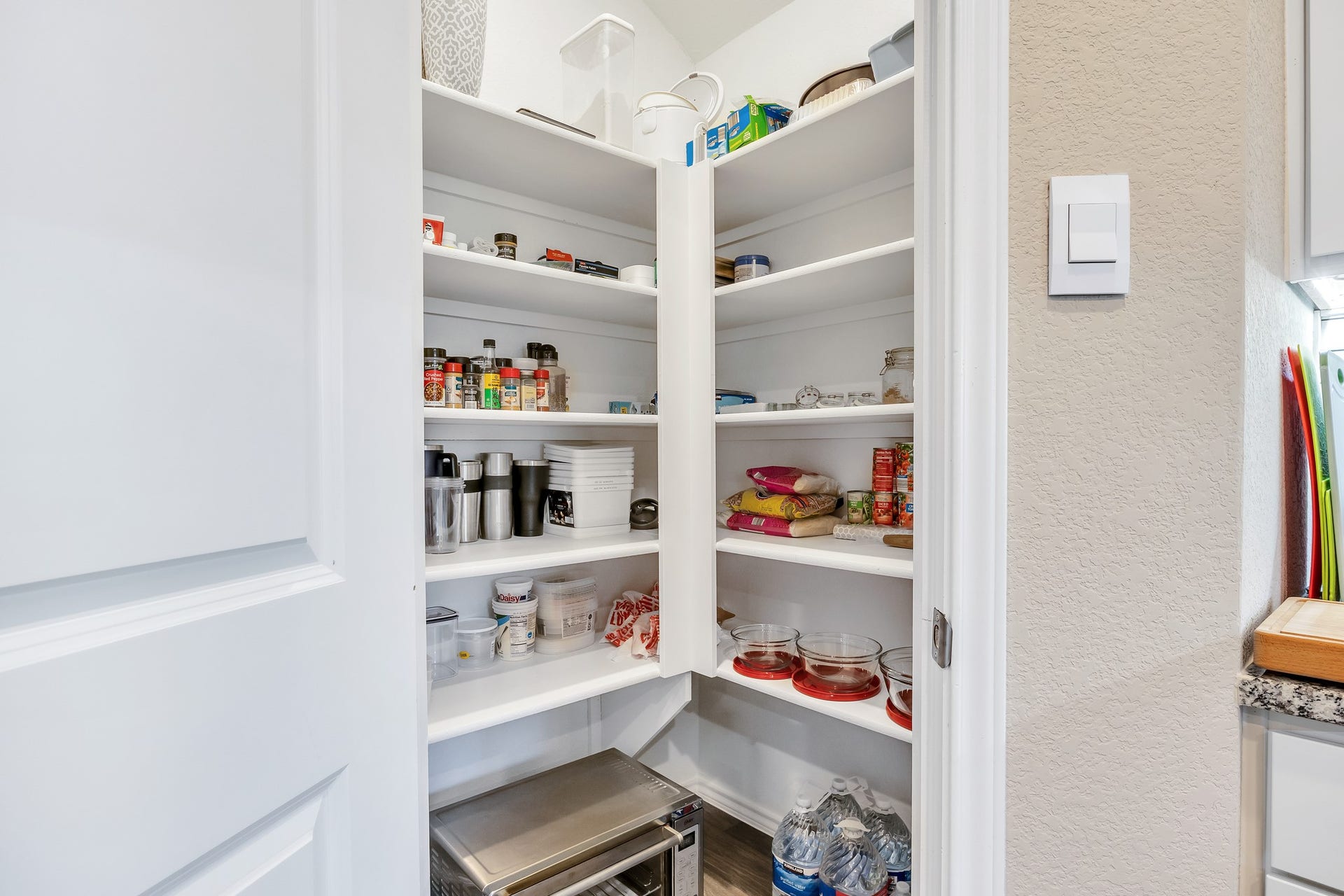 3506 Pearl Mill Lane, Conroe, TX 77301 3506 Pearl Mill Lane, Conroe, TX 77301