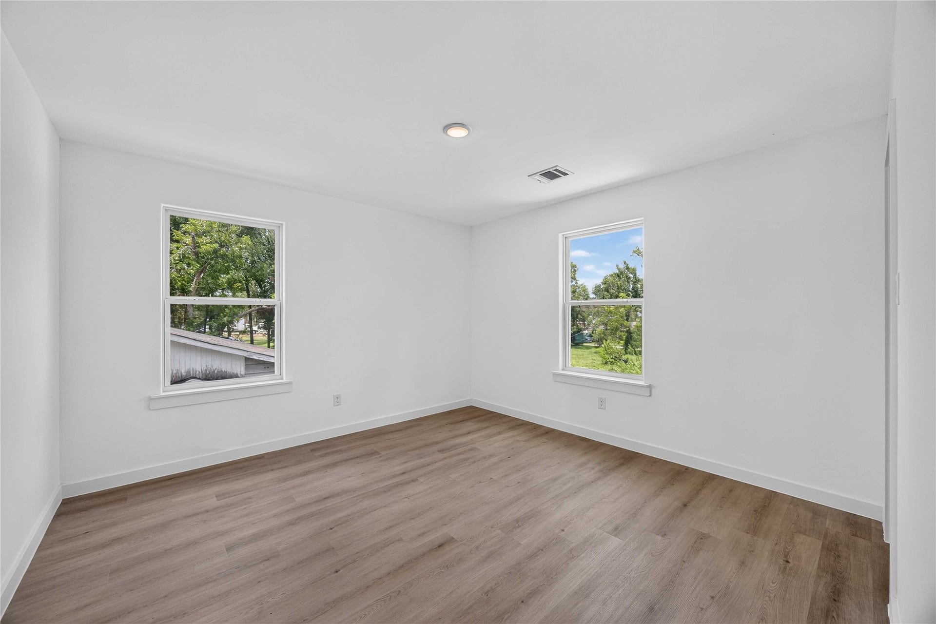 8208 Sterlingshire Street, #A/B, Houston, TX 77078 8208 Sterlingshire Street, #A/B, Houston, TX 77078