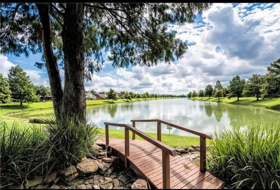 Property photo for 3827 Shady Breeze Drive, Houston, TX