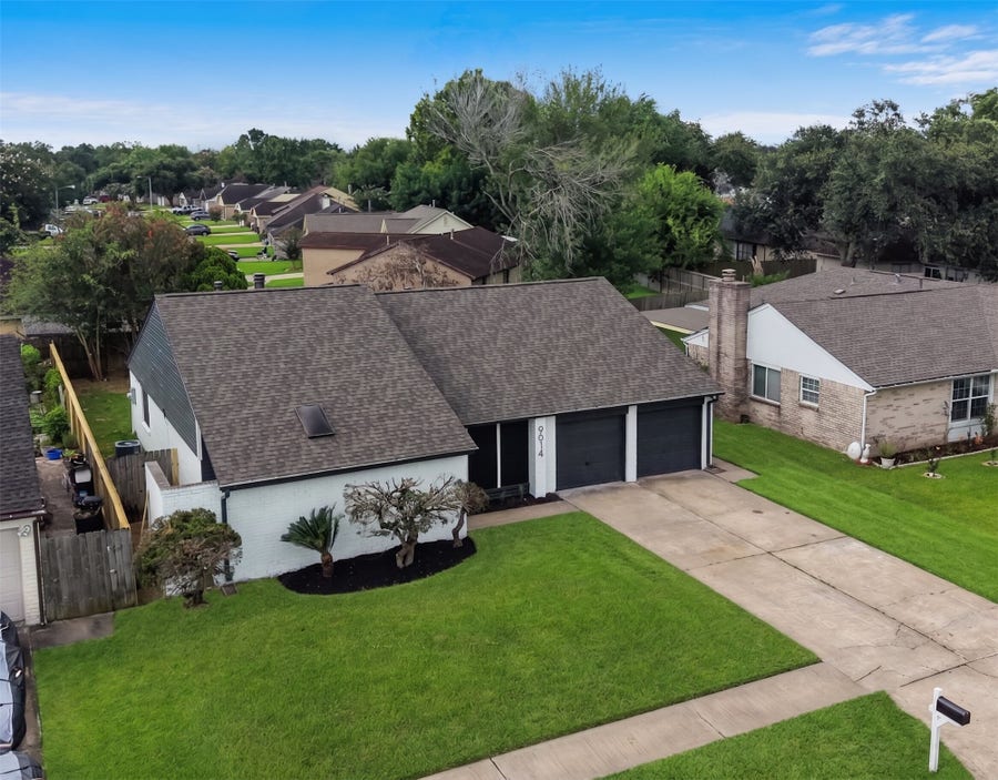 Property photo for 9014 Kirkmont Drive, Houston, TX