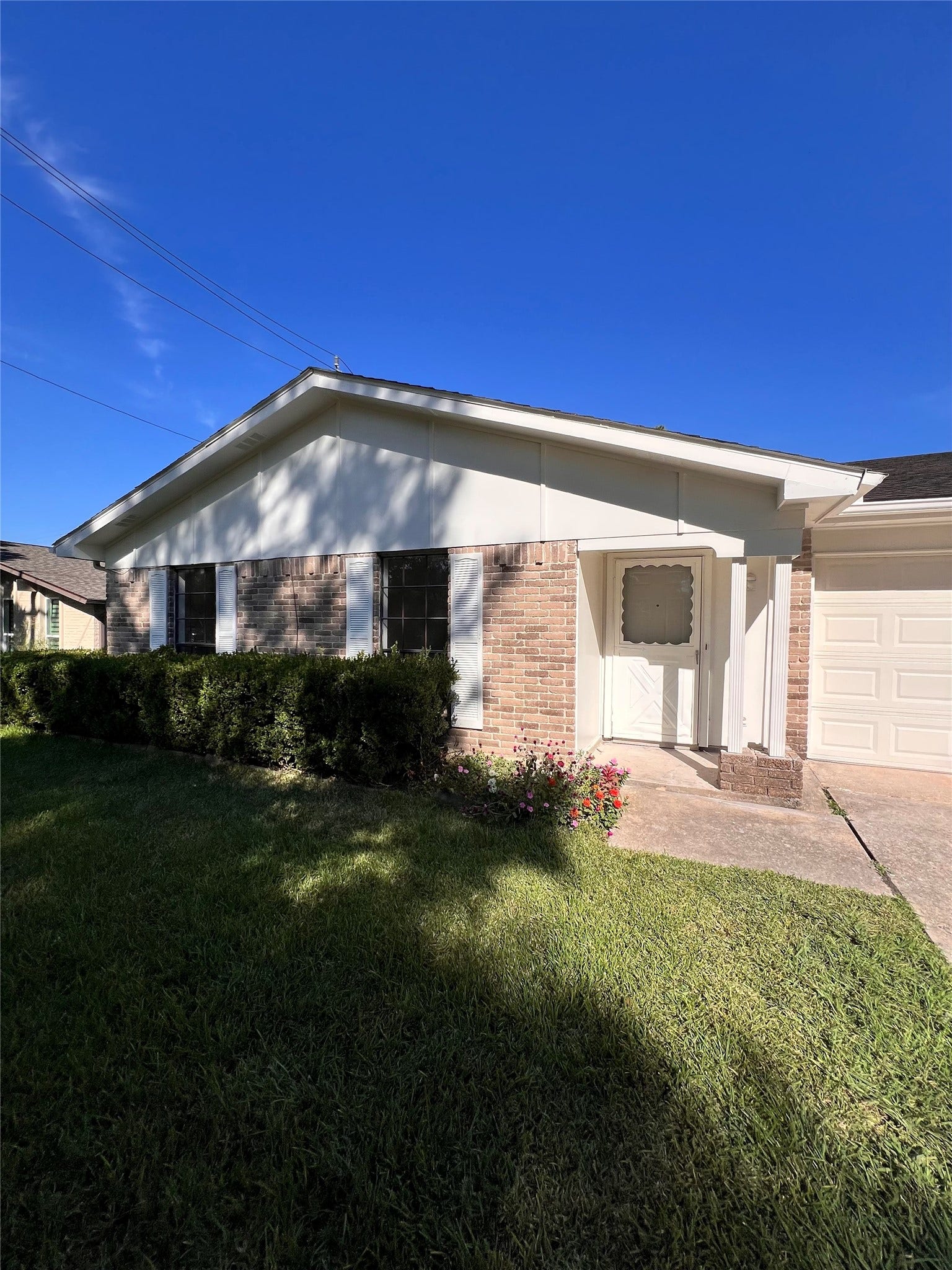 3211 Meadowview Drive, Missouri City, TX 77459 3211 Meadowview Drive, Missouri City, TX 77459