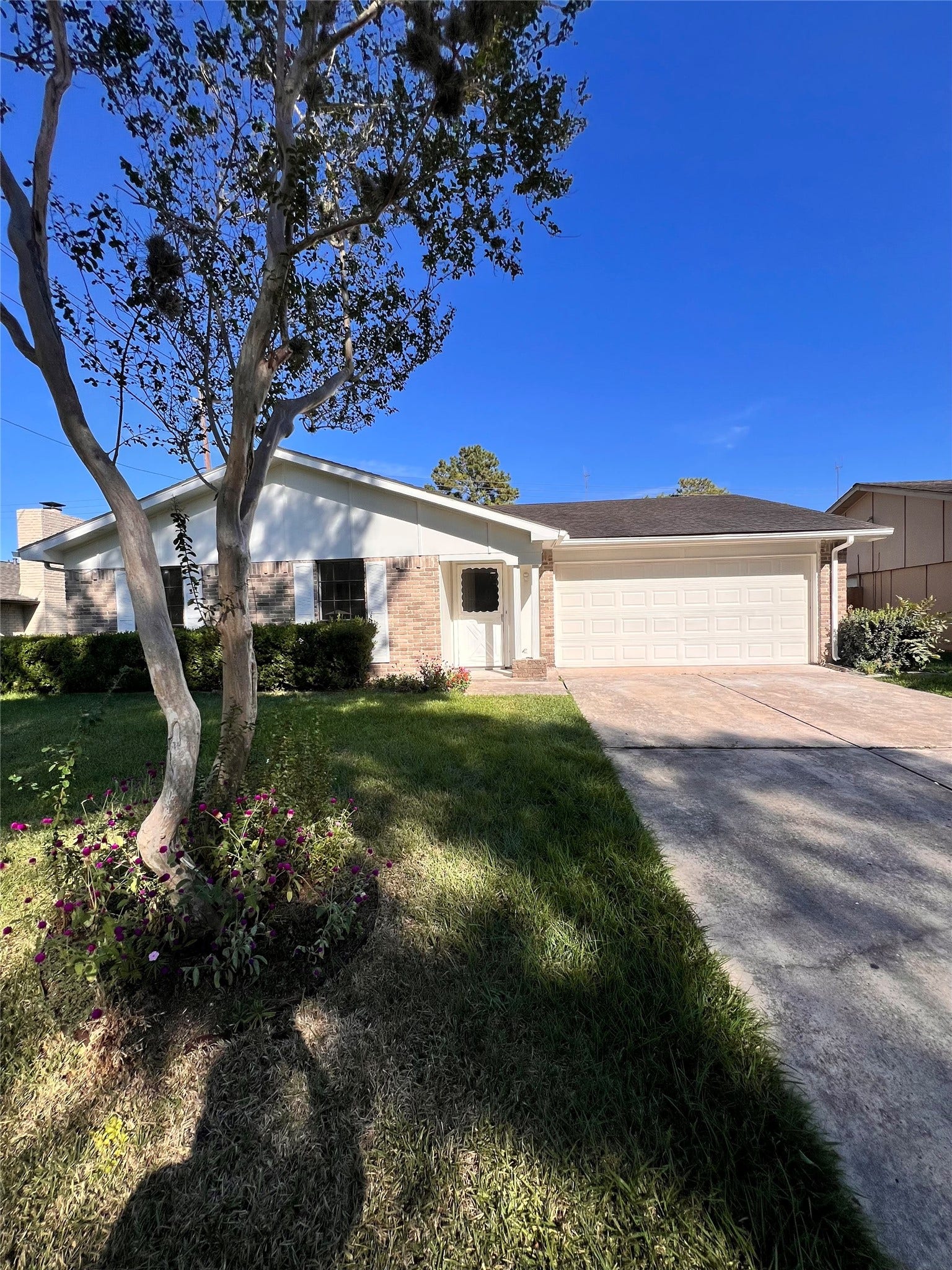 3211 Meadowview Drive, Missouri City, TX 77459 3211 Meadowview Drive, Missouri City, TX 77459