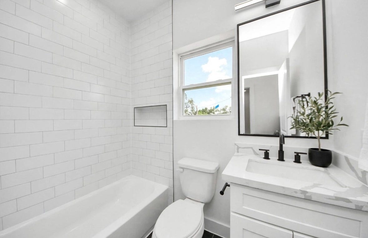 2428 Harrington Street, Houston, TX 77026 Bathroom for 2nd bedroom
