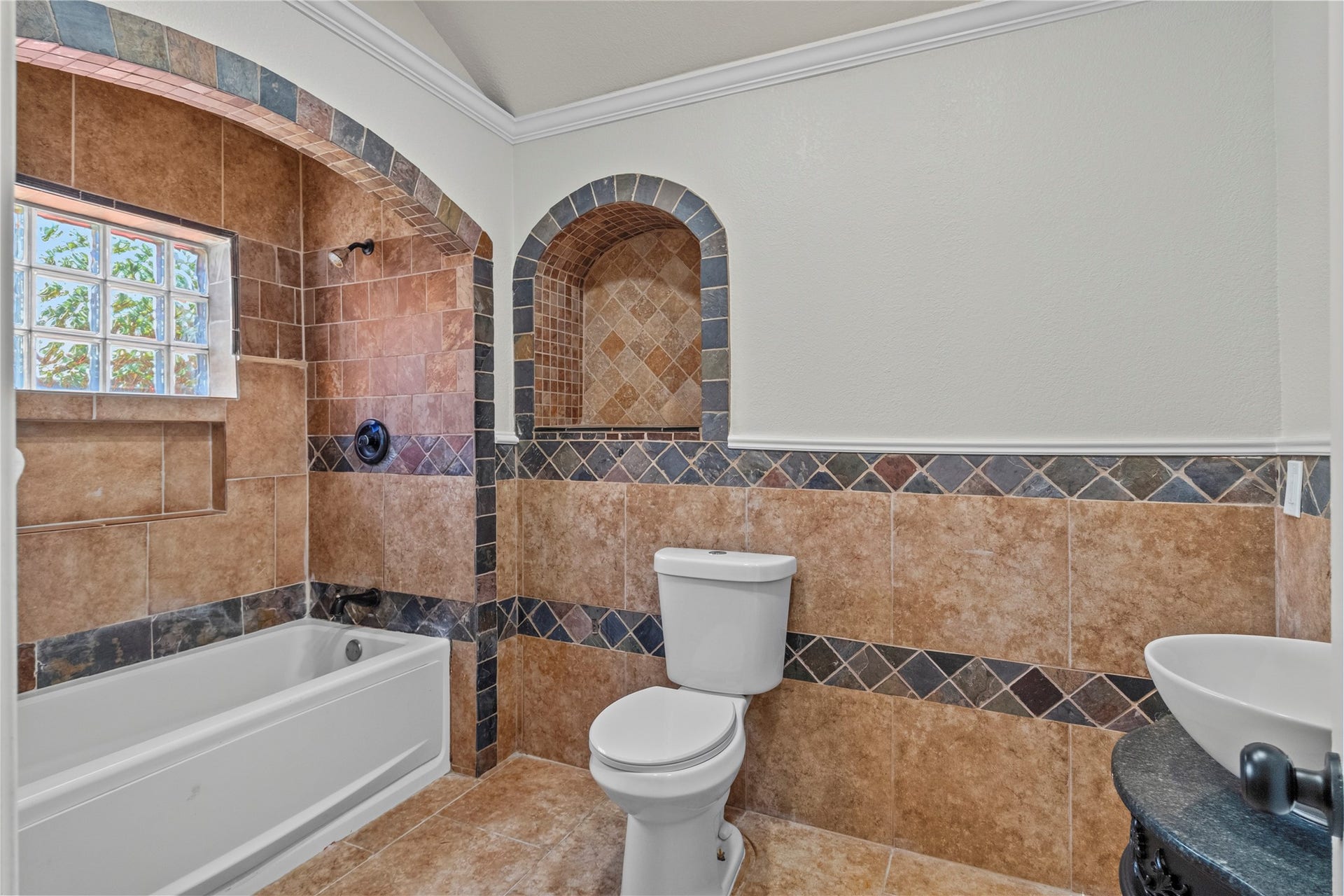 2304 Harper Drive, Pasadena, TX 77502 2304 Harper Drive, Pasadena, TX 77502