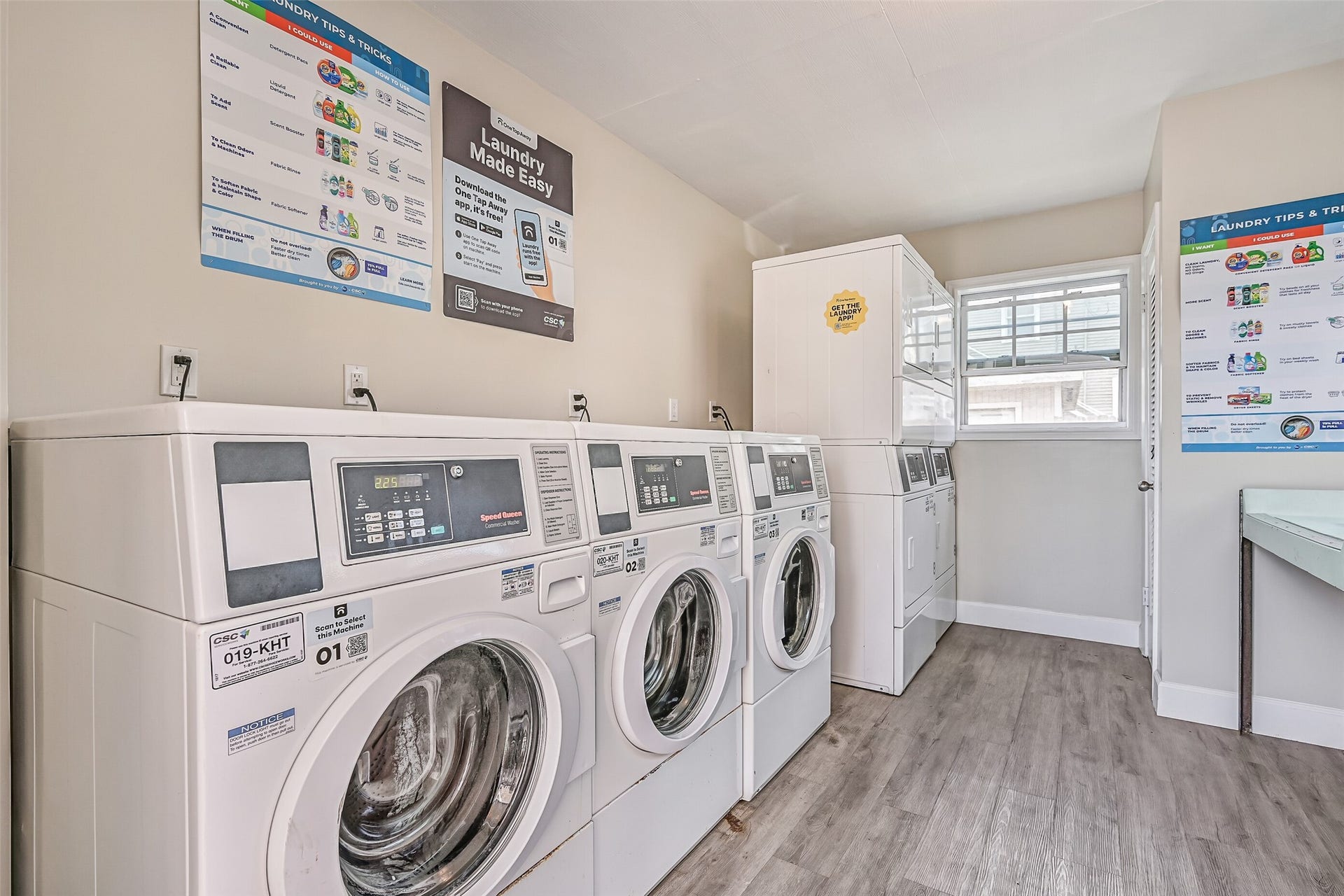 600 19th Street, #9, Galveston, TX 77550 On-site laundry.