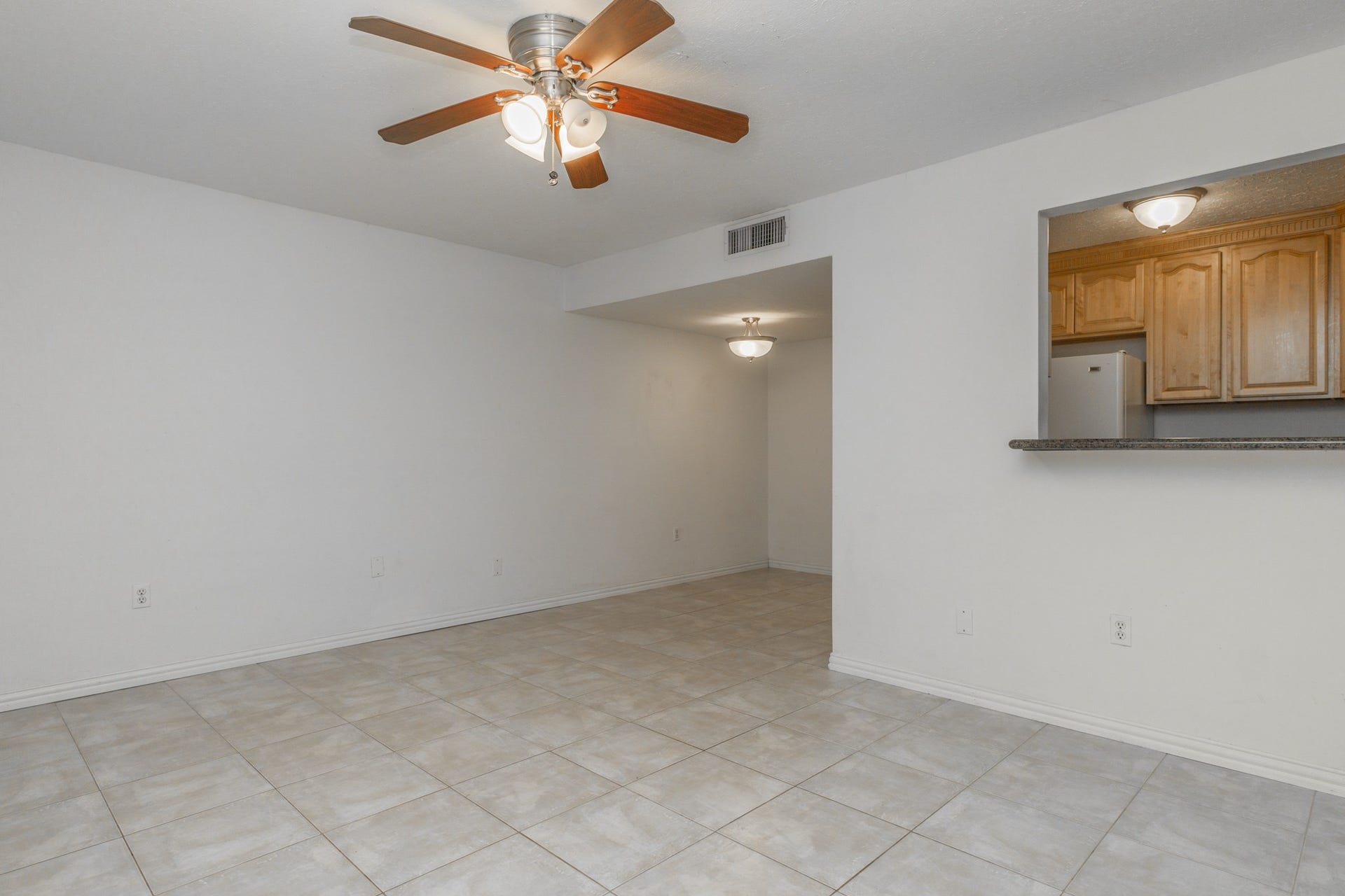 600 19th Street, #9, Galveston, TX 77550 600 19th Street, #9, Galveston, TX 77550
