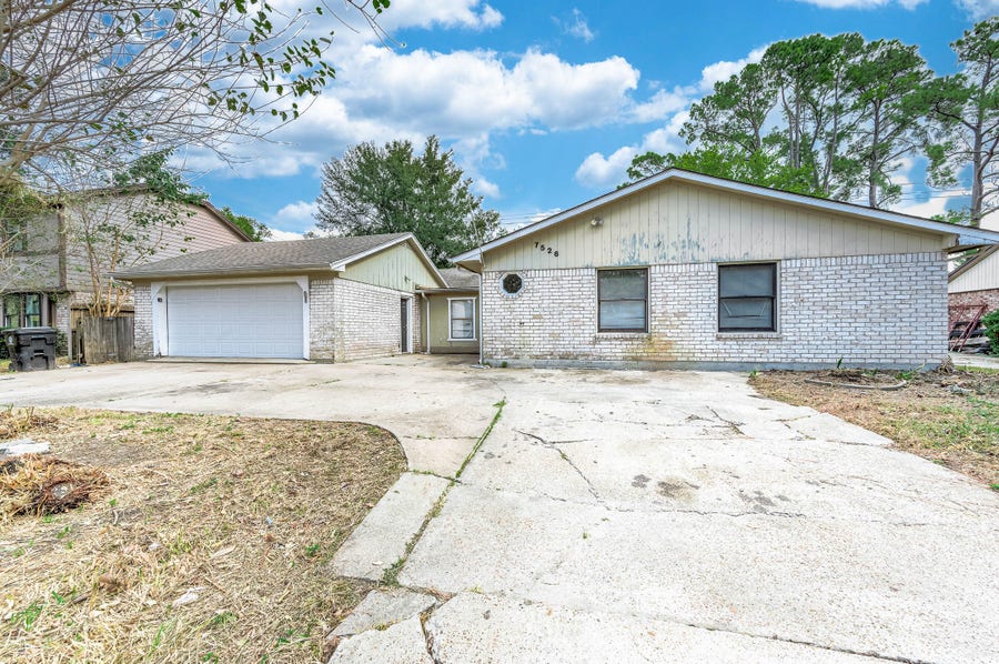 Property photo for 7526 Antoine Drive, Houston, TX