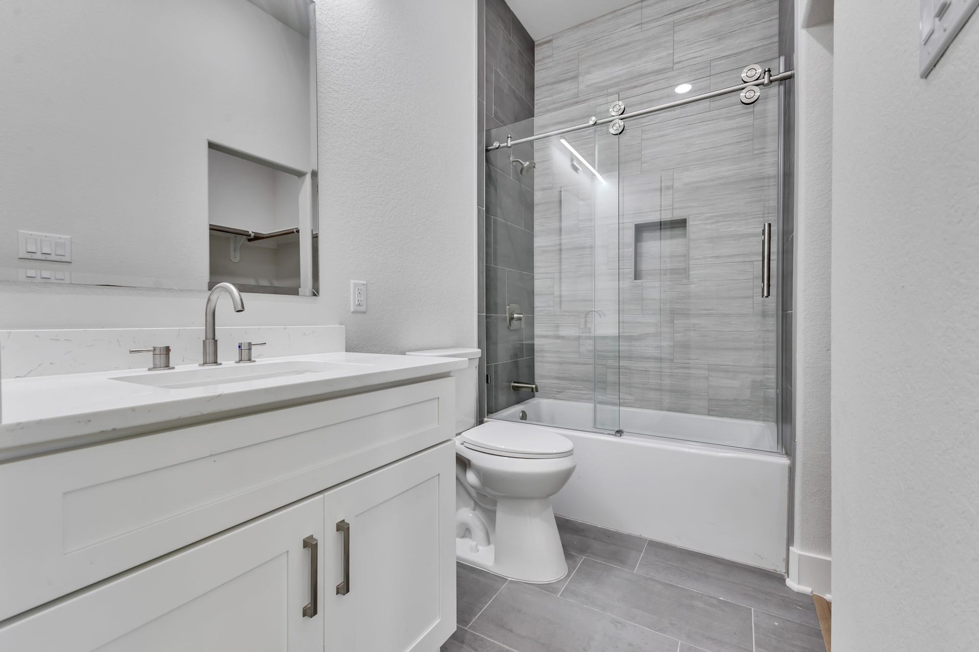 25903 Woodglen Drive, Spring, TX 77386 Full Bathroom with Glass-Enclosed Shower