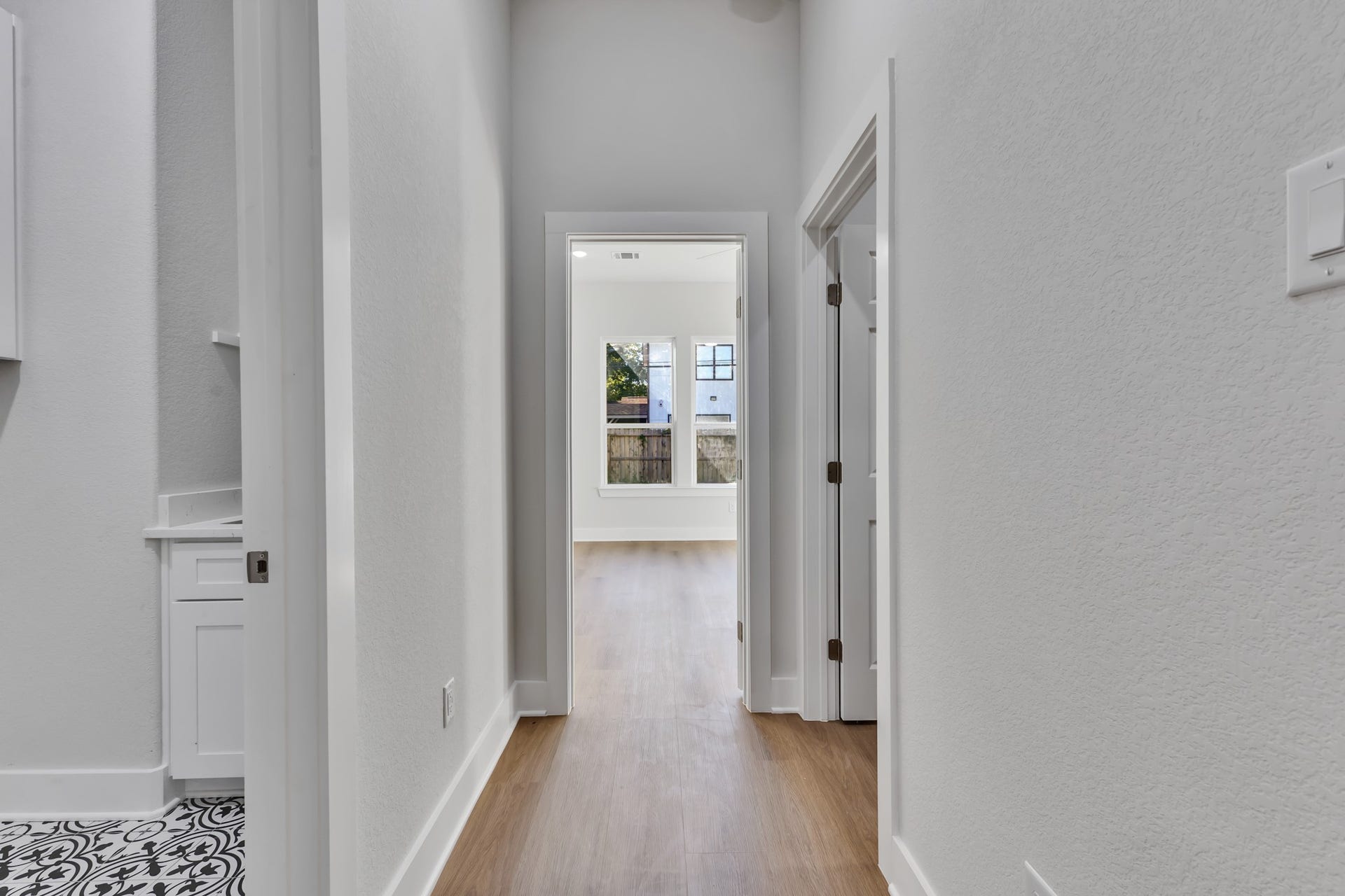 25903 Woodglen Drive, Spring, TX 77386 Hallway/ Connecting Bedrooms