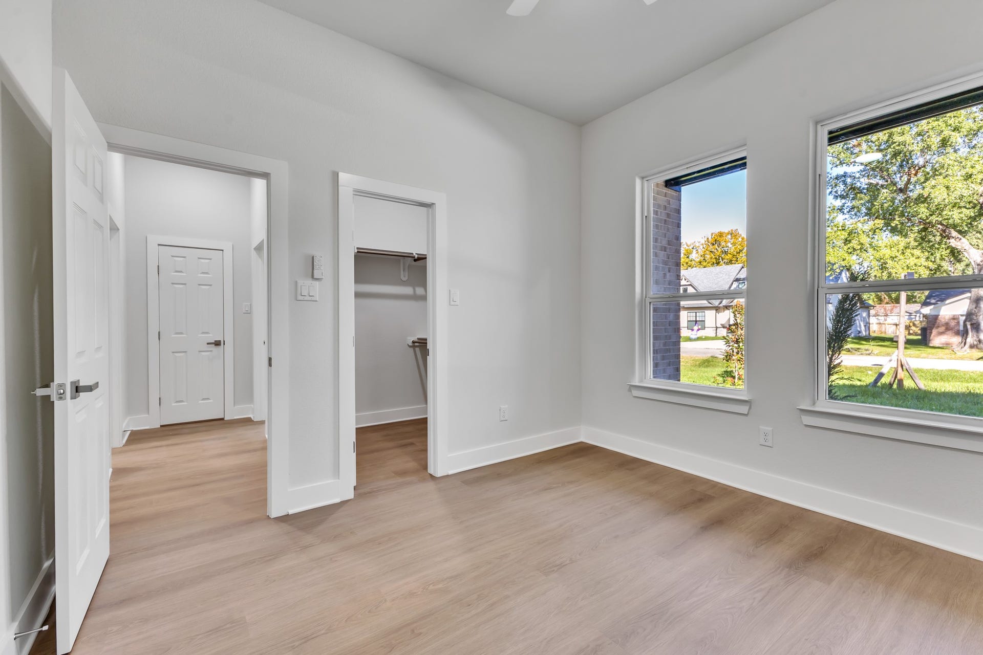 25903 Woodglen Drive, Spring, TX 77386 Bright Secondary Bedroom