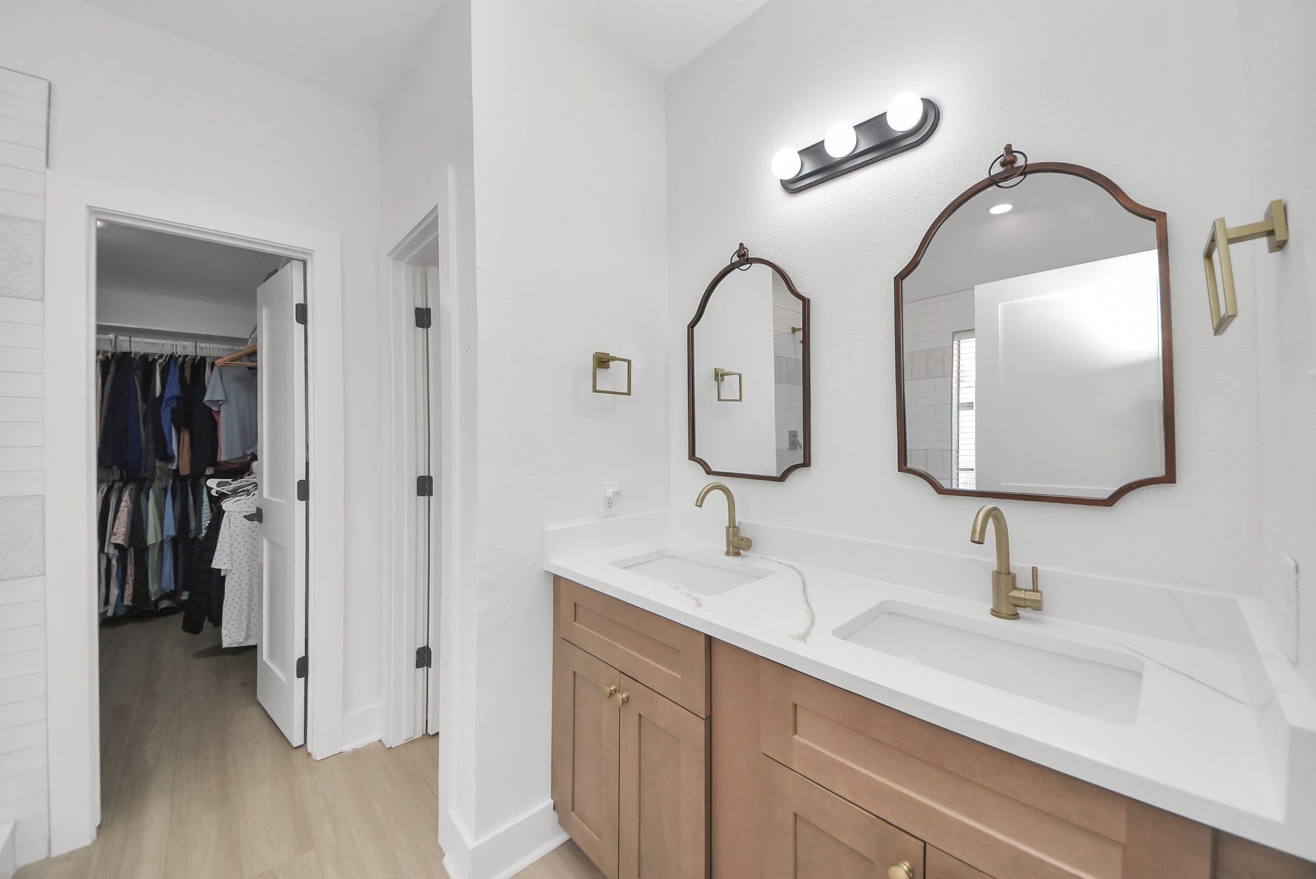 2914 Laguna Shores Lane, League City, TX 77573 2914 Laguna Shores Lane, League City, TX 77573