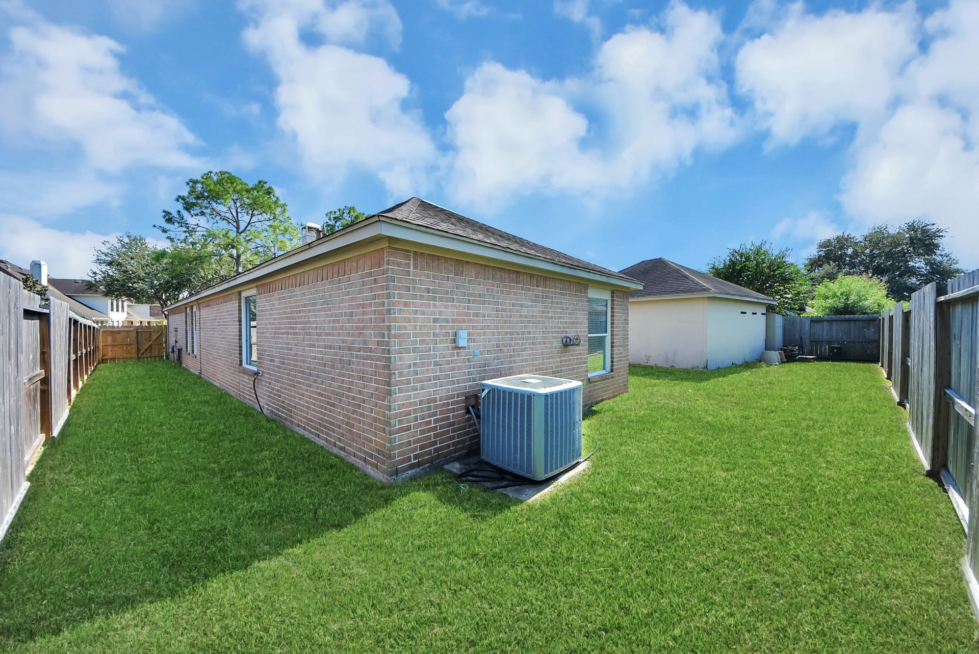 2914 Laguna Shores Lane, League City, TX 77573 2914 Laguna Shores Lane, League City, TX 77573