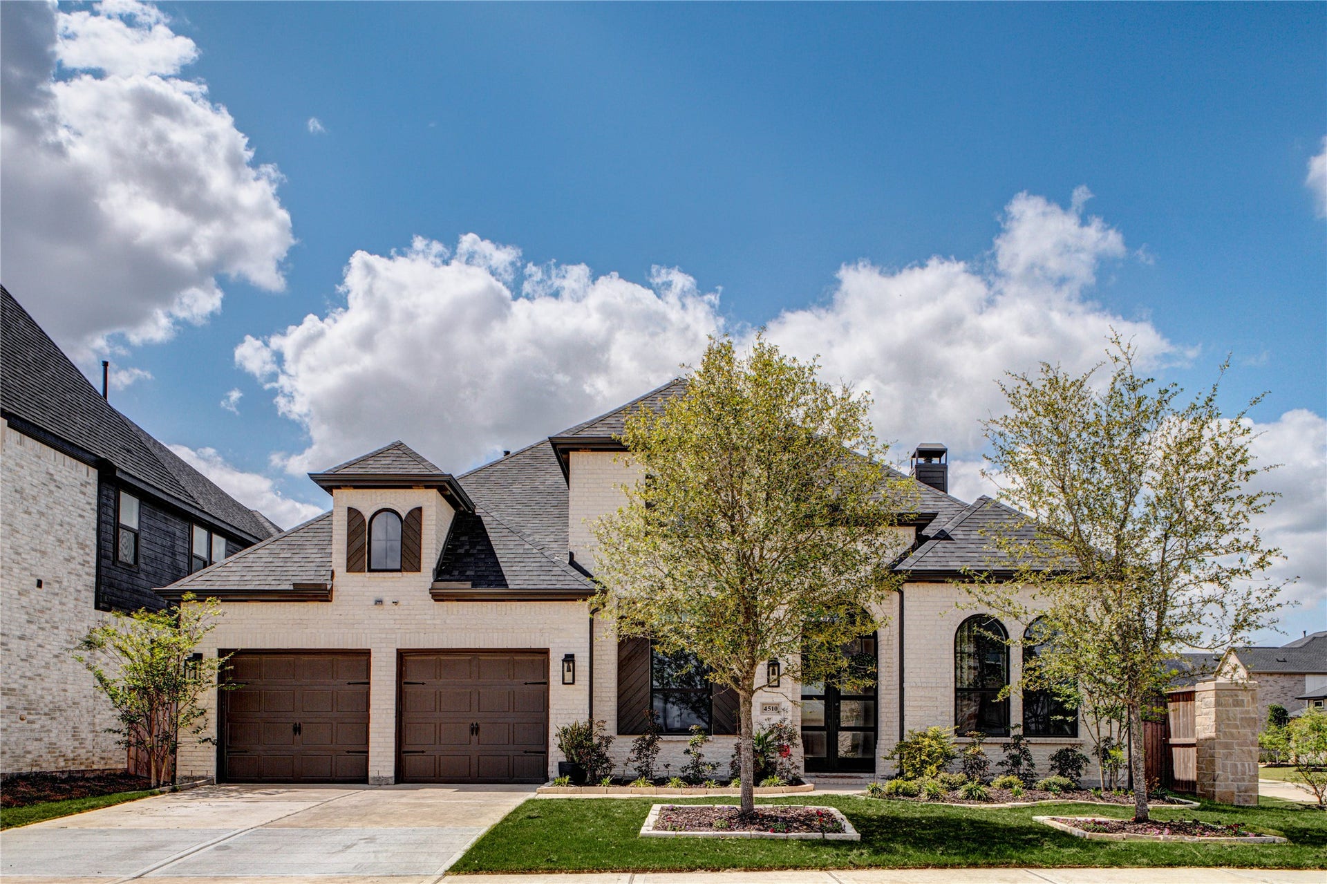 4510 Windmill Landing Lane, Fulshear, TX 77441 Exquisite curb appeal