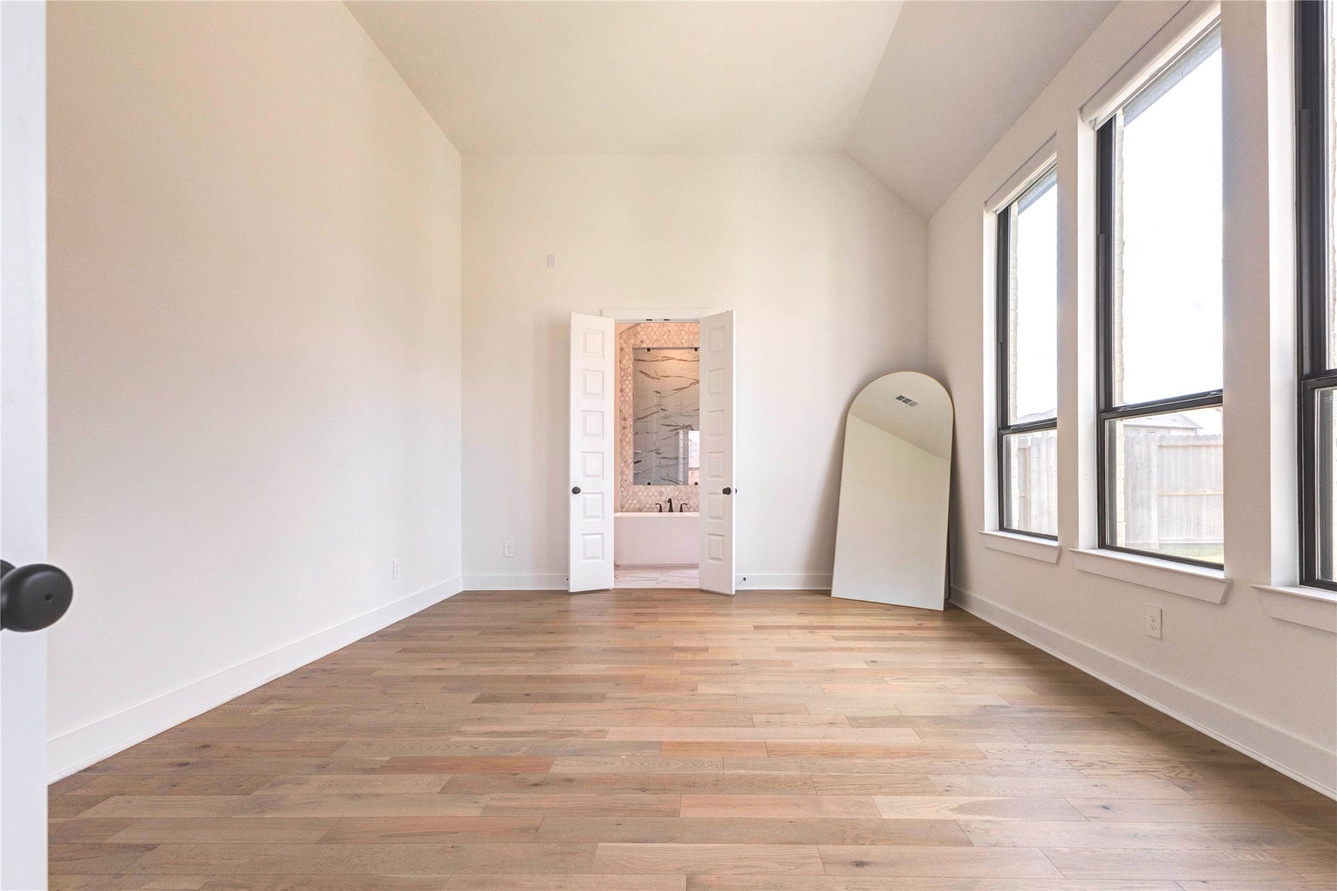 4510 Windmill Landing Lane, Fulshear, TX 77441 Primary Bedroom