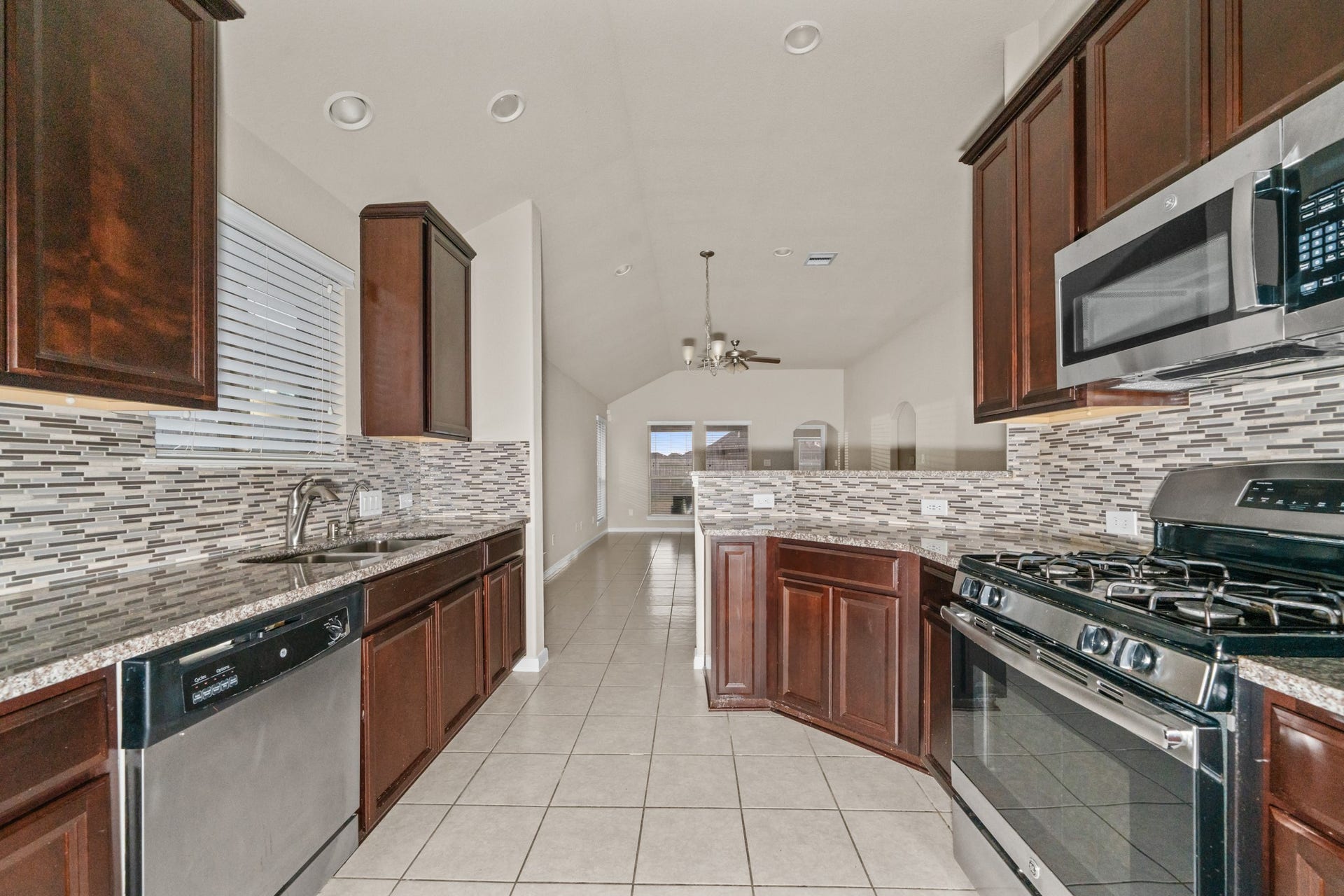 18815 Fairy Wren Lane, Richmond, TX 77407 18815 Fairy Wren Lane, Richmond, TX 77407