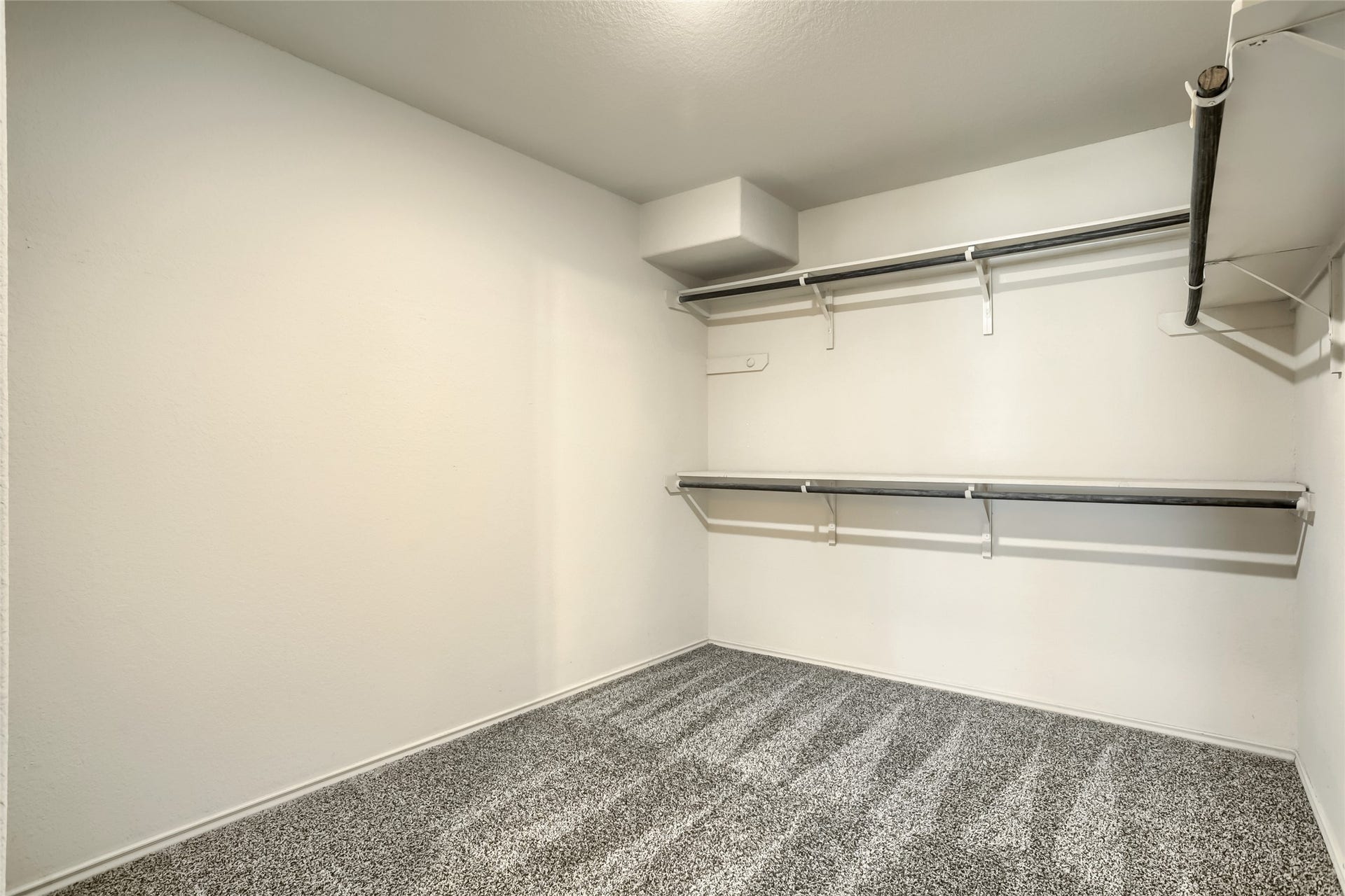 23531 Dukes Run Drive, Spring, TX 77373 Closet