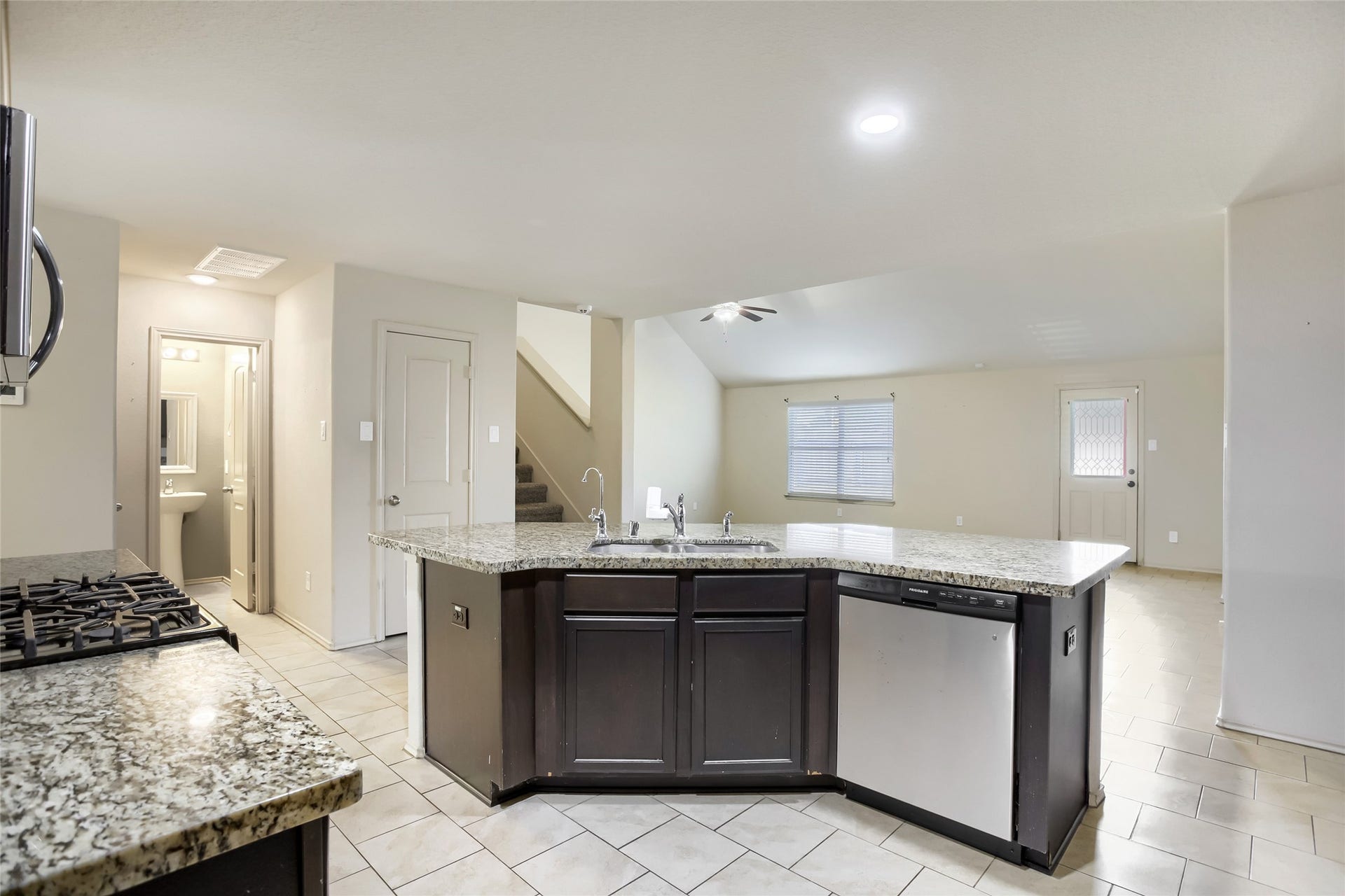 23531 Dukes Run Drive, Spring, TX 77373 Kitchen
