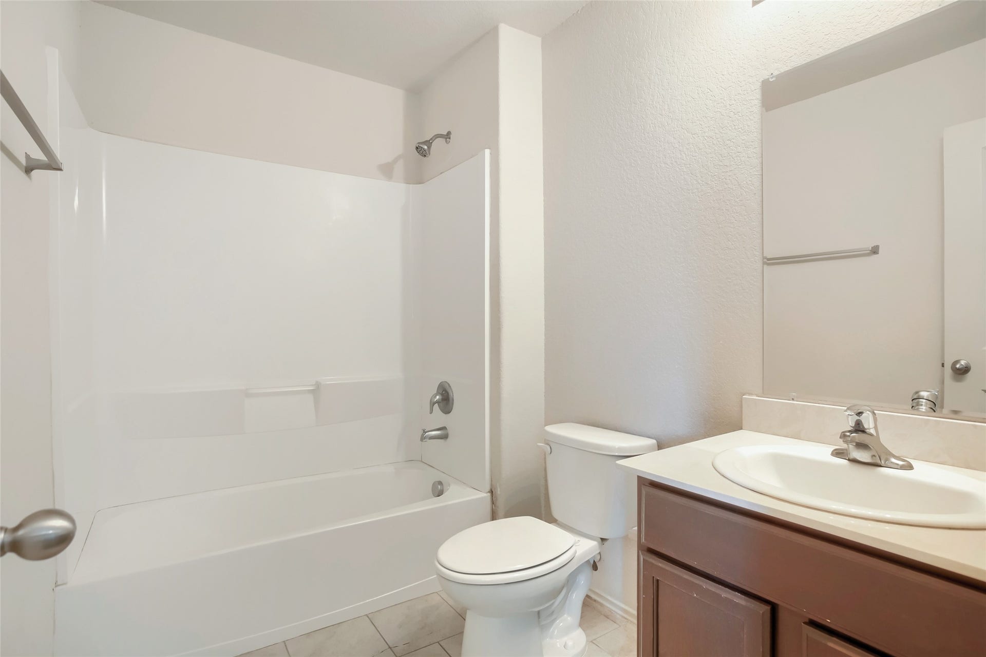 23531 Dukes Run Drive, Spring, TX 77373 Bathroom
