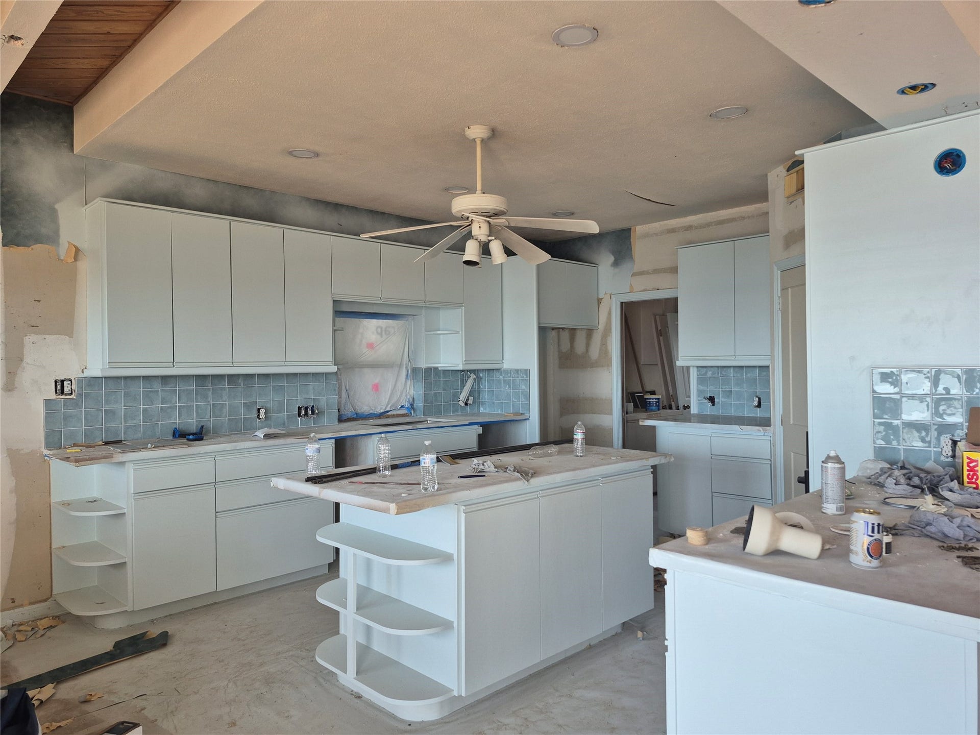 1823 Port O Call Street, Tiki Island, TX 77554 1823 Port O Call Street, Tiki Island, TX 77554