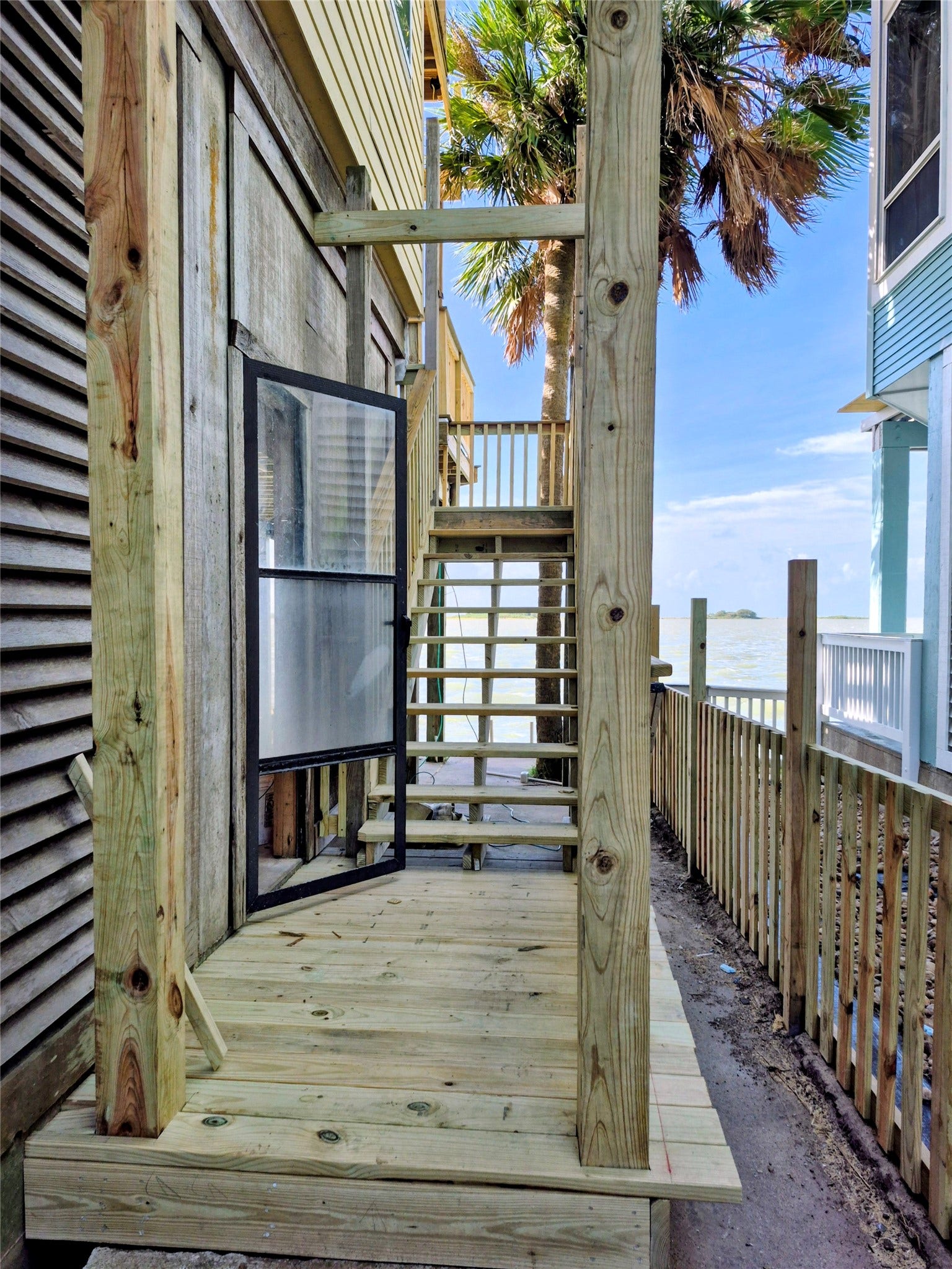 1823 Port O Call Street, Tiki Island, TX 77554 1823 Port O Call Street, Tiki Island, TX 77554