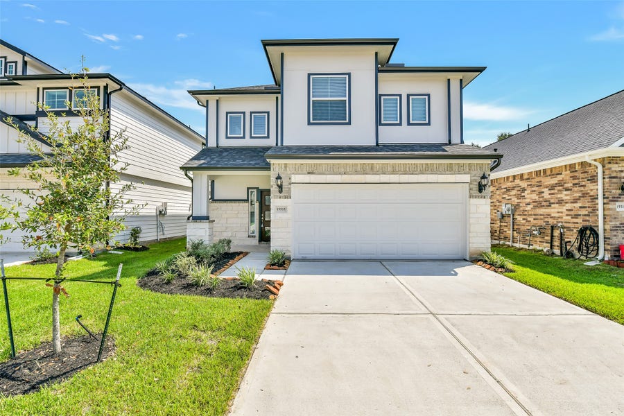 Property photo for 15515 Foresail Lane, Houston, TX