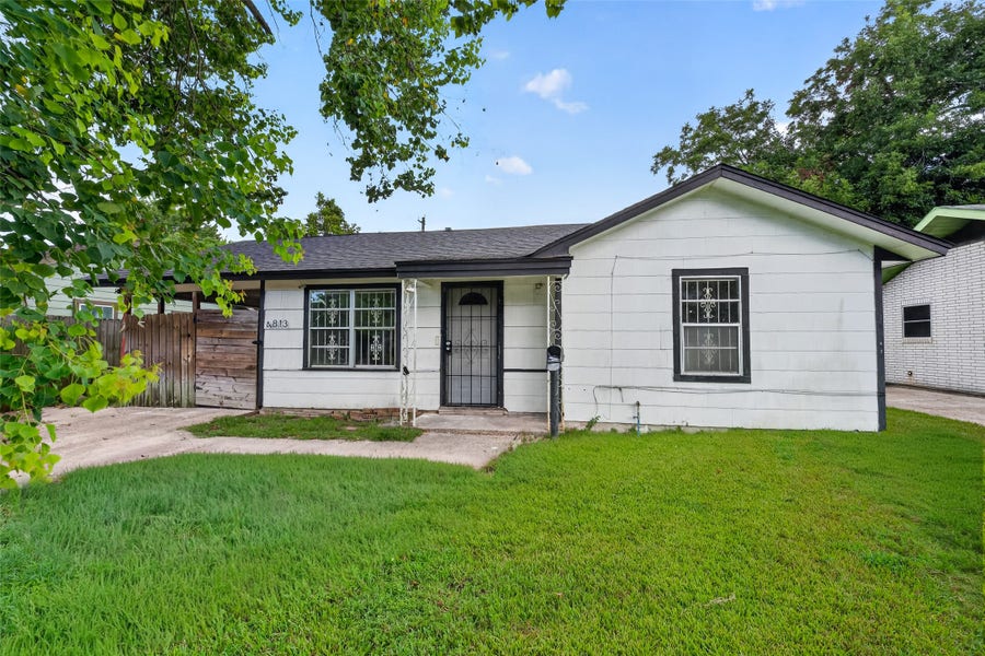Property photo for 4813 Brinkley Street, Houston, TX