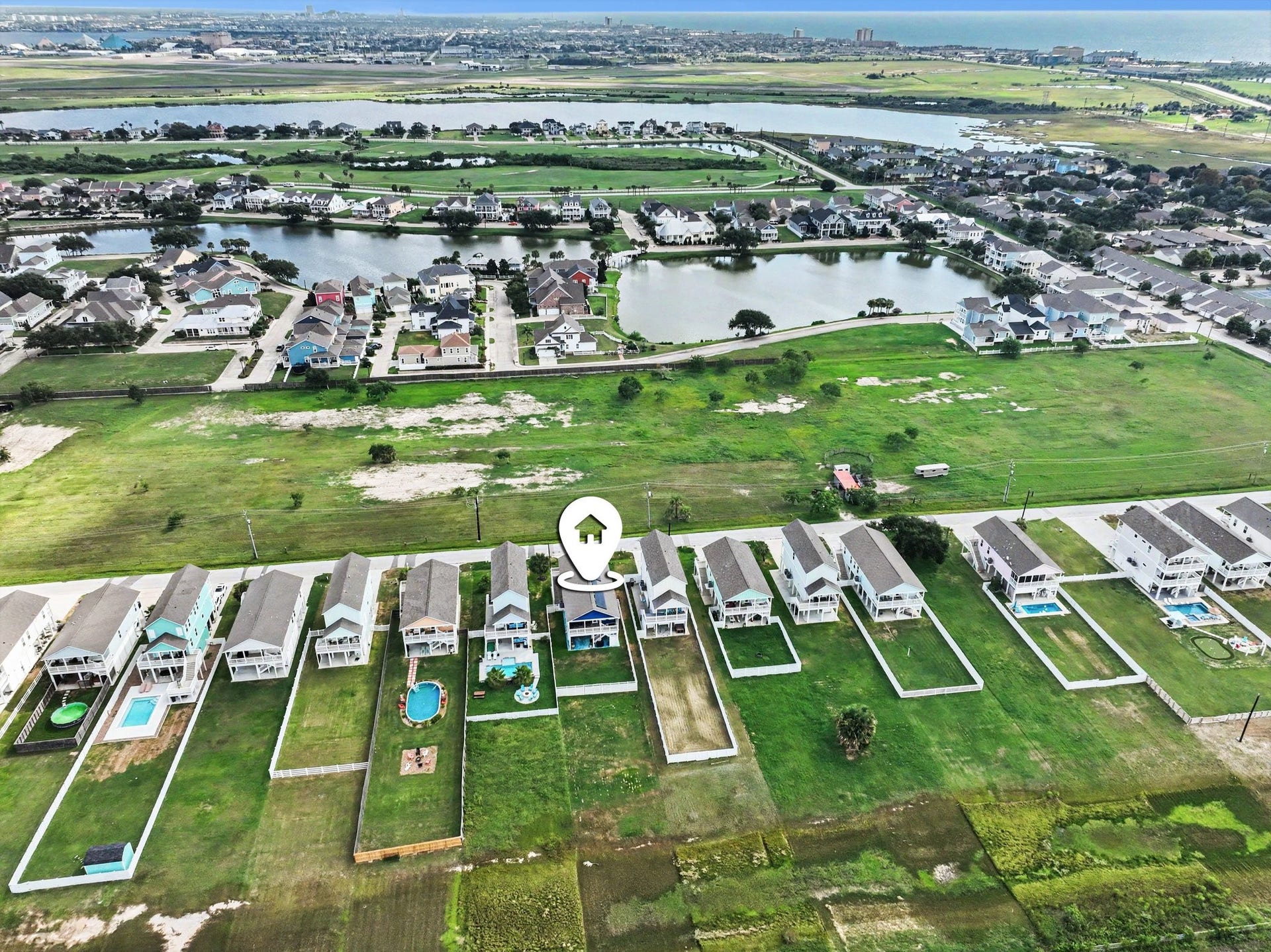 2431 103rd Street, Galveston, TX 77554 2431 103rd Street, Galveston, TX 77554