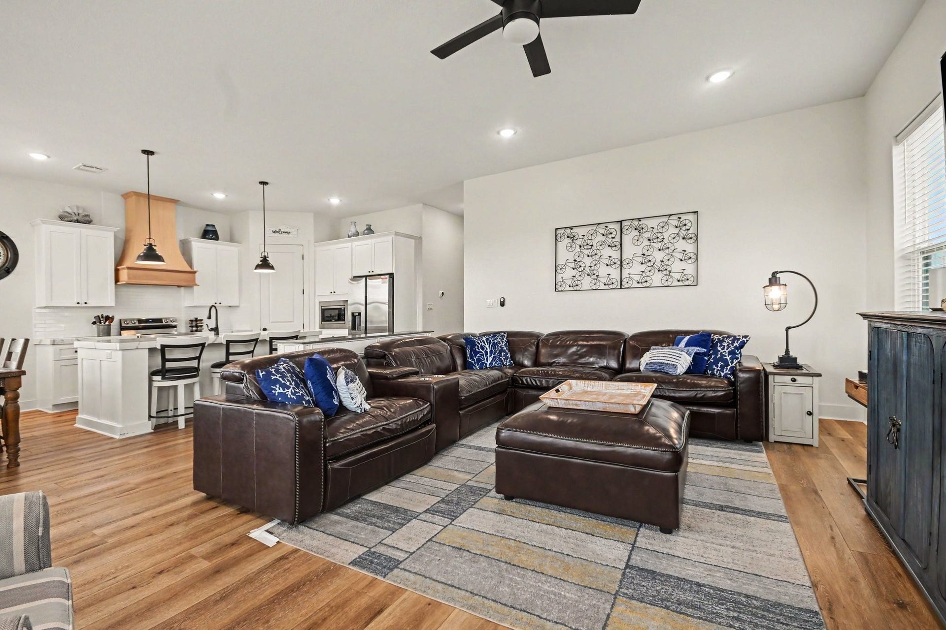 2431 103rd Street, Galveston, TX 77554 2431 103rd Street, Galveston, TX 77554