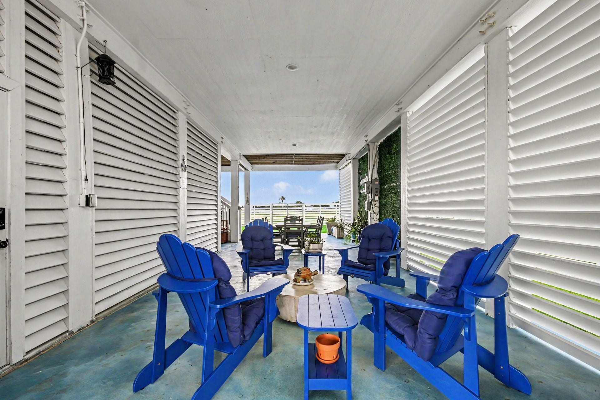 2431 103rd Street, Galveston, TX 77554 2431 103rd Street, Galveston, TX 77554