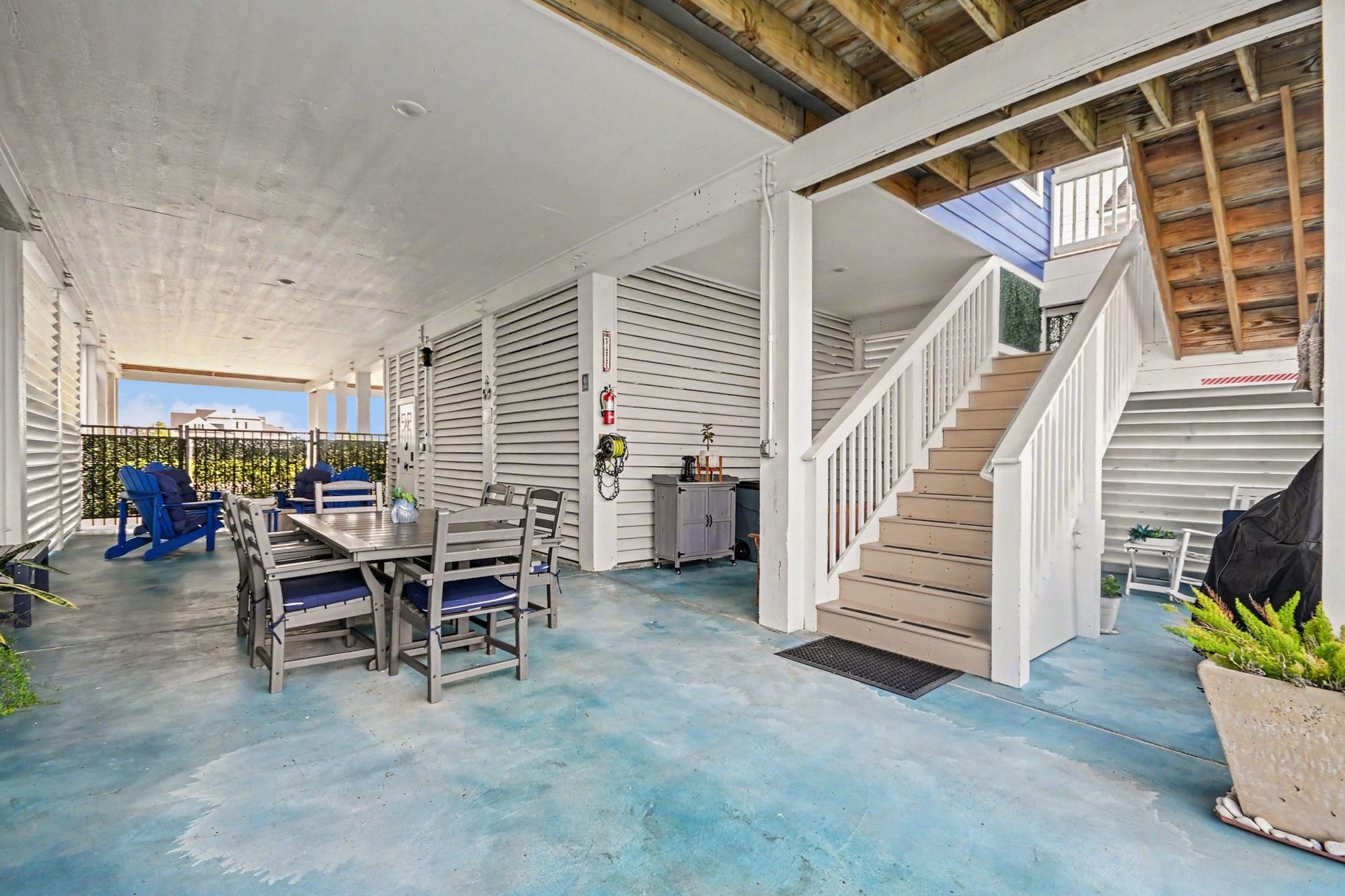 2431 103rd Street, Galveston, TX 77554 2431 103rd Street, Galveston, TX 77554