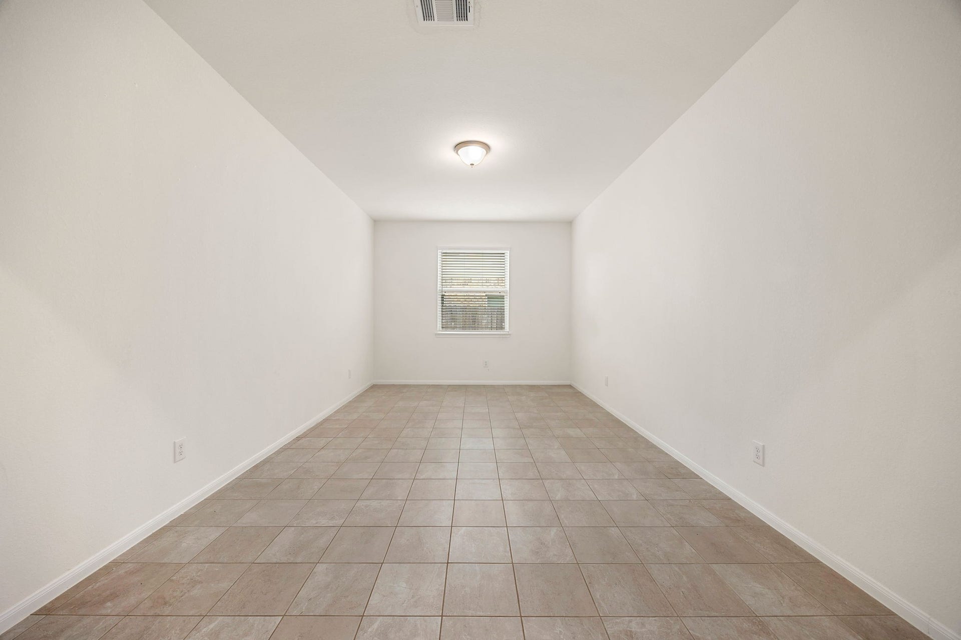 32307 Elmwood Manor, Waller, TX 77484 32307 Elmwood Manor, Waller, TX 77484