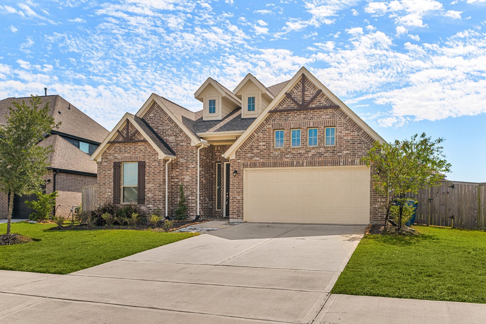 32307 Elmwood Manor, Waller, TX 77484 32307 Elmwood Manor, Waller, TX 77484