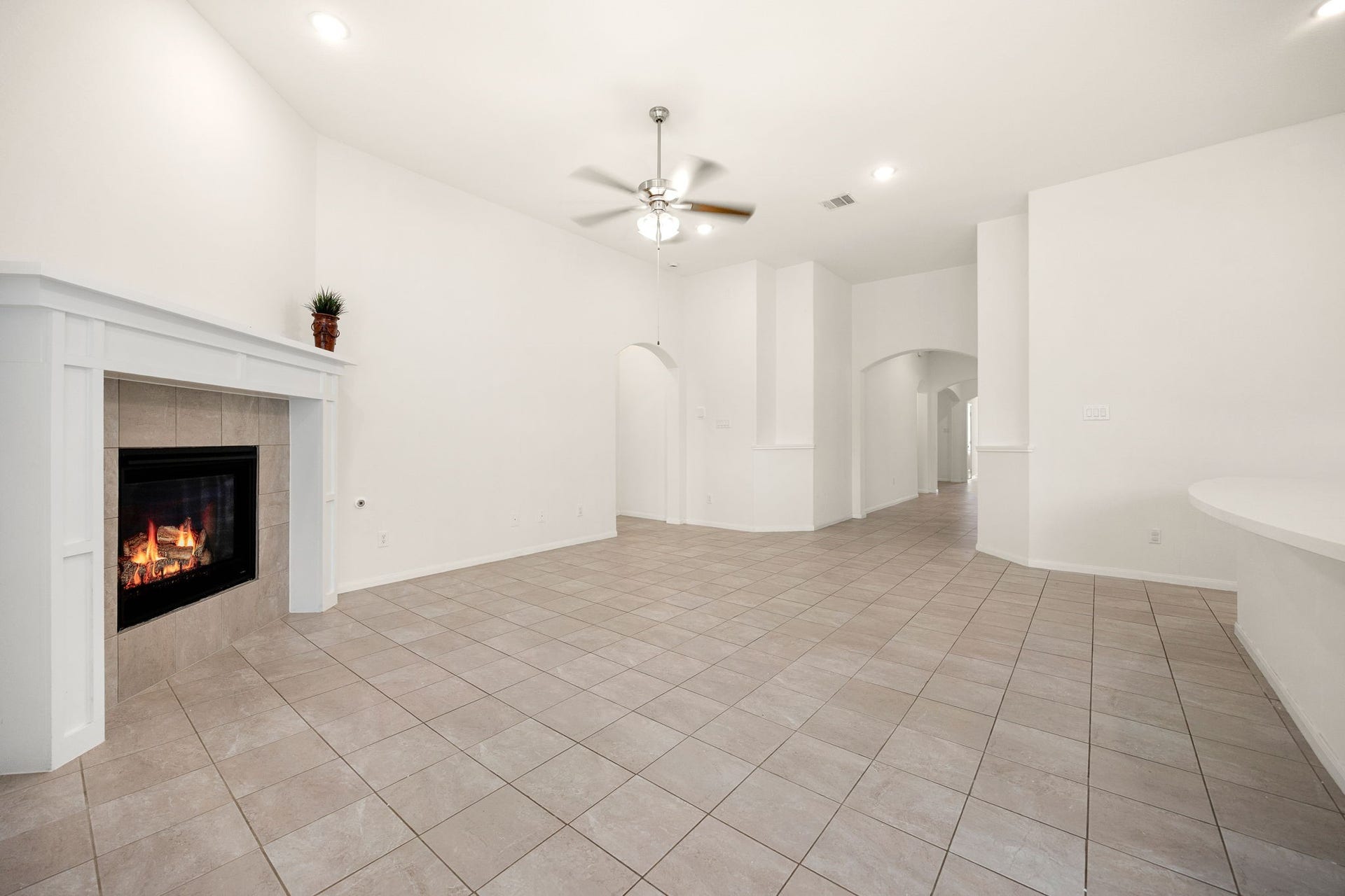 32307 Elmwood Manor, Waller, TX 77484 32307 Elmwood Manor, Waller, TX 77484