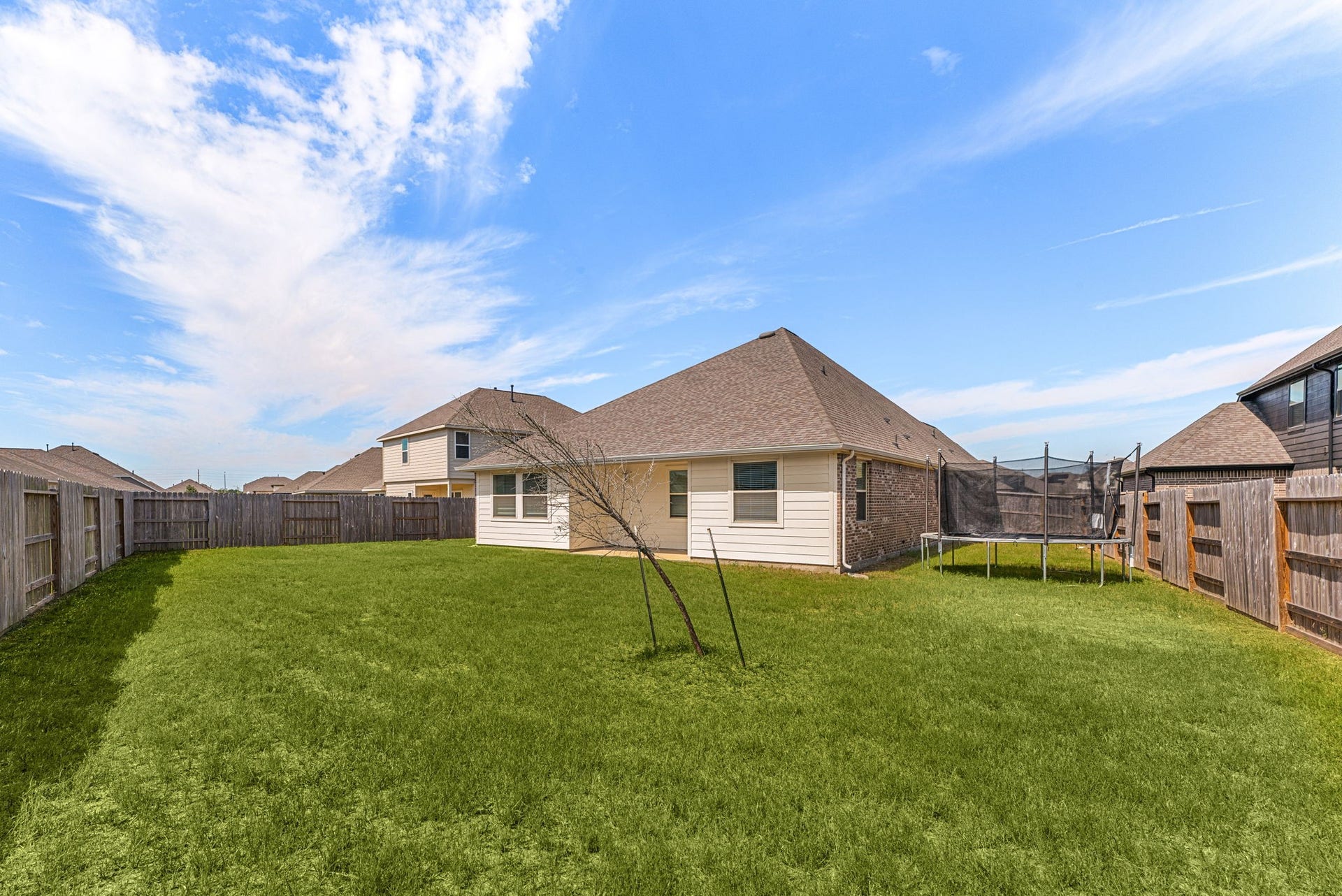 32307 Elmwood Manor, Waller, TX 77484 32307 Elmwood Manor, Waller, TX 77484