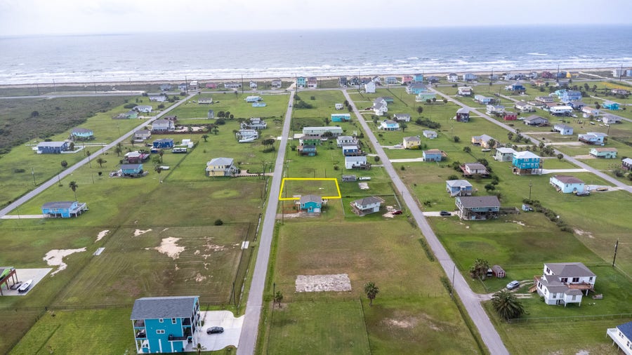 Property photo for 4016 2nd Street, Galveston, TX