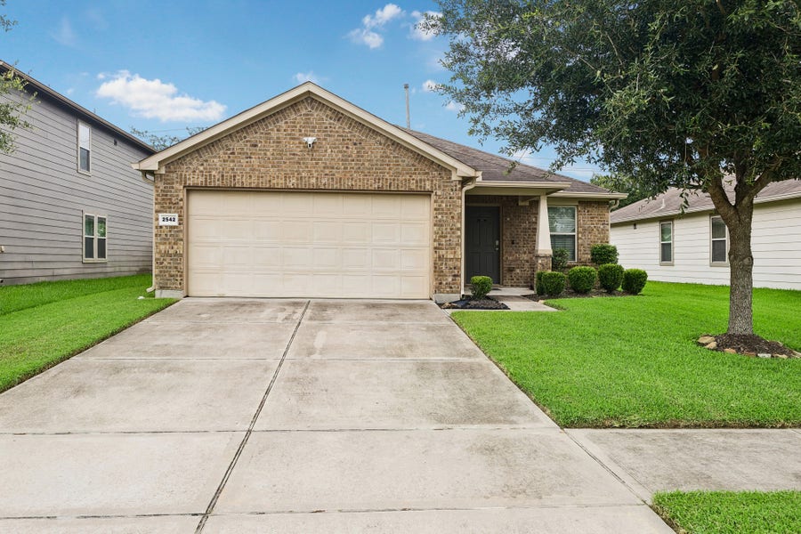 Property photo for 2542 Bedrock Lane, Missouri City, TX