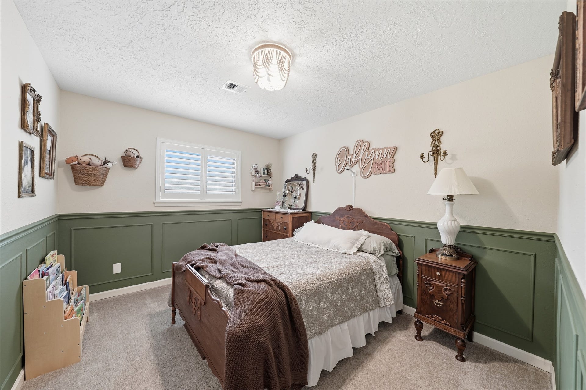 3037 Longwood Lane, Dickinson, TX 77539 Bedroom 2, upstairs