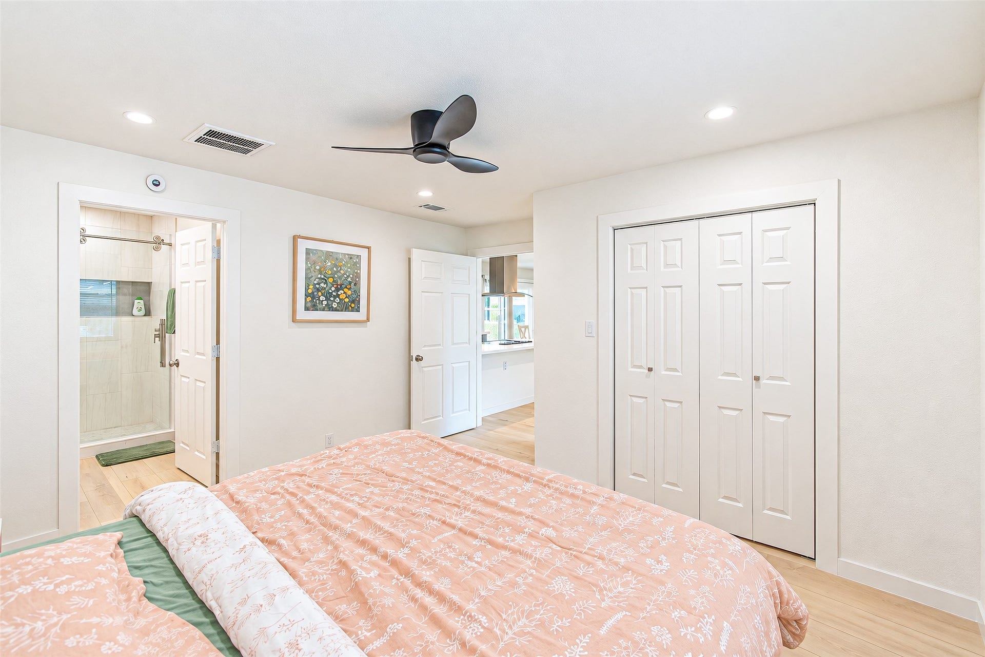 5326 De Lange Lane, Houston, TX 77092 5326 De Lange Lane, Houston, TX 77092