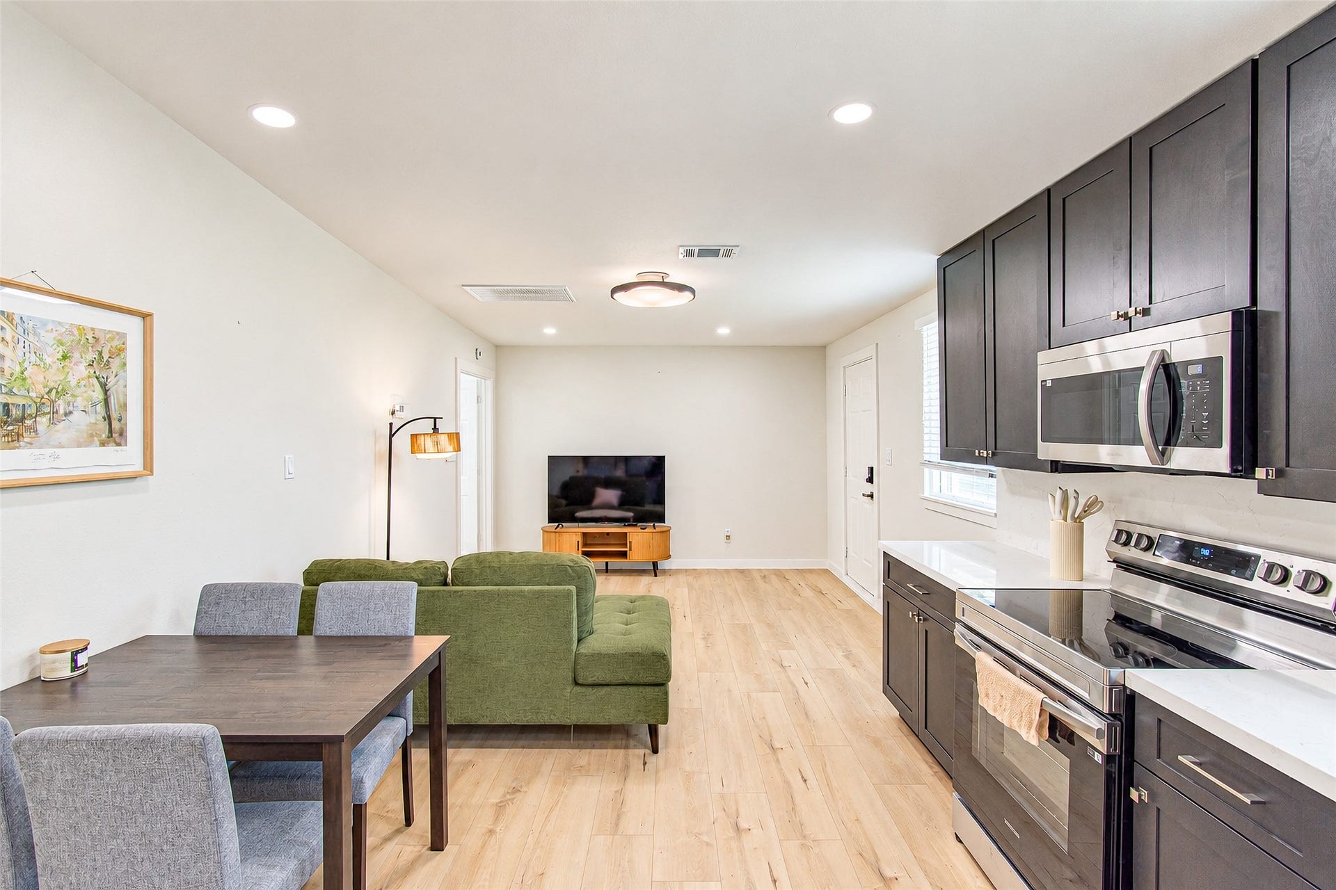 5326 De Lange Lane, Houston, TX 77092 5326 De Lange Lane, Houston, TX 77092