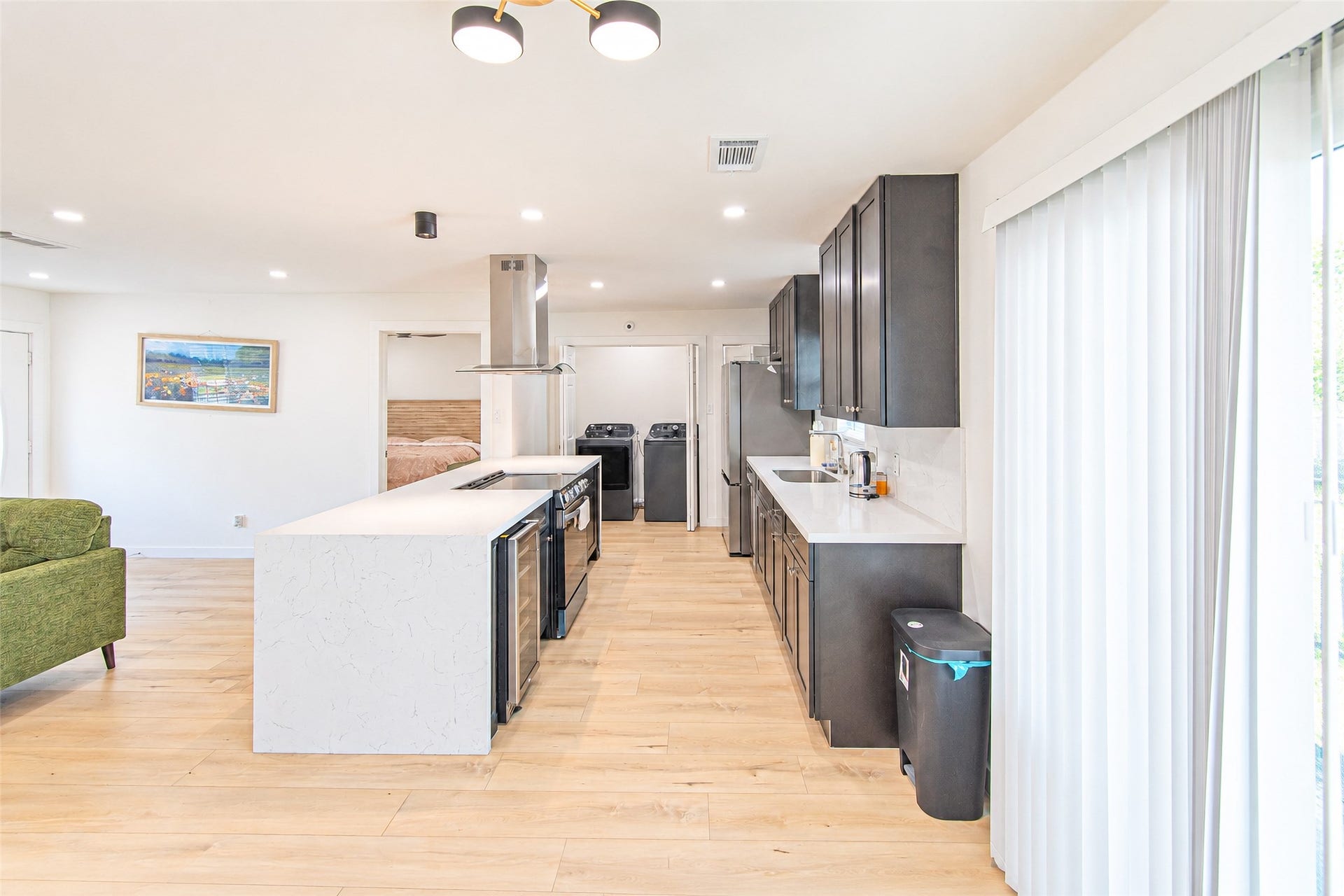 5326 De Lange Lane, Houston, TX 77092 5326 De Lange Lane, Houston, TX 77092