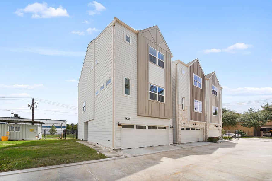 Property photo for 1122 Weiss Street, Houston, TX