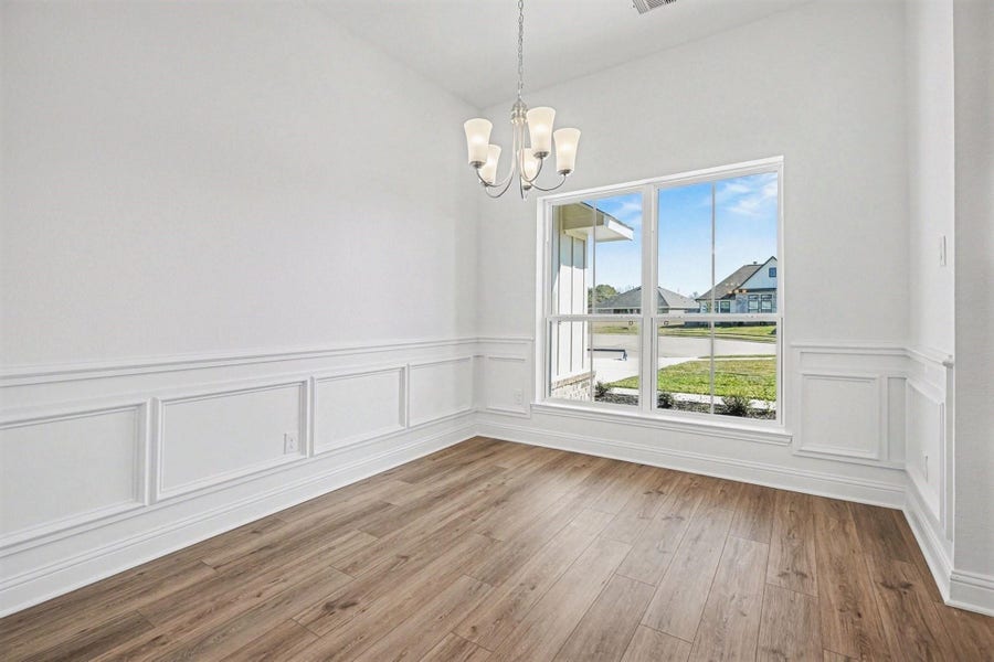 Property photo for 8 Keystone Court, Angleton, TX